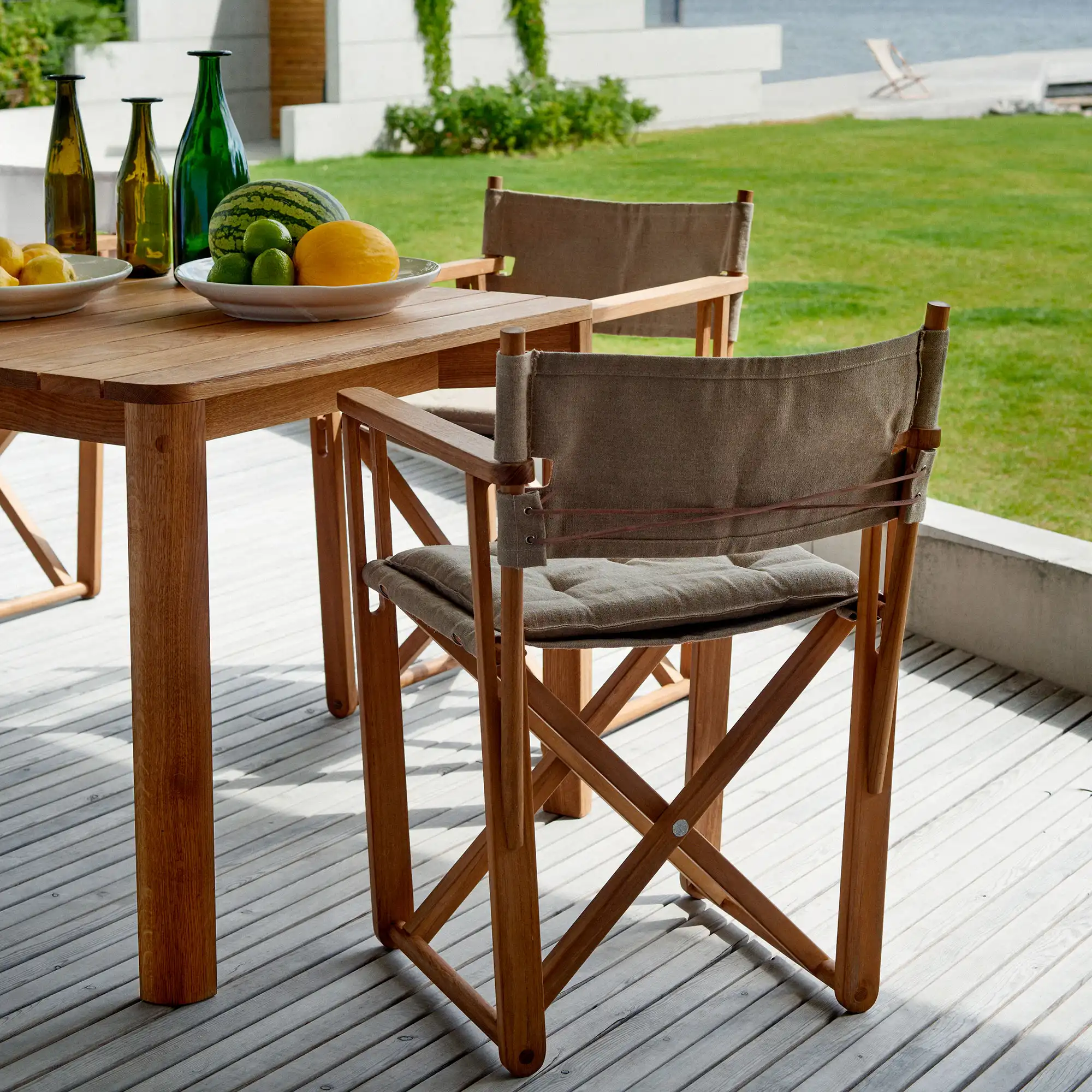 Kryss Dining Chair Vit Sunbrella