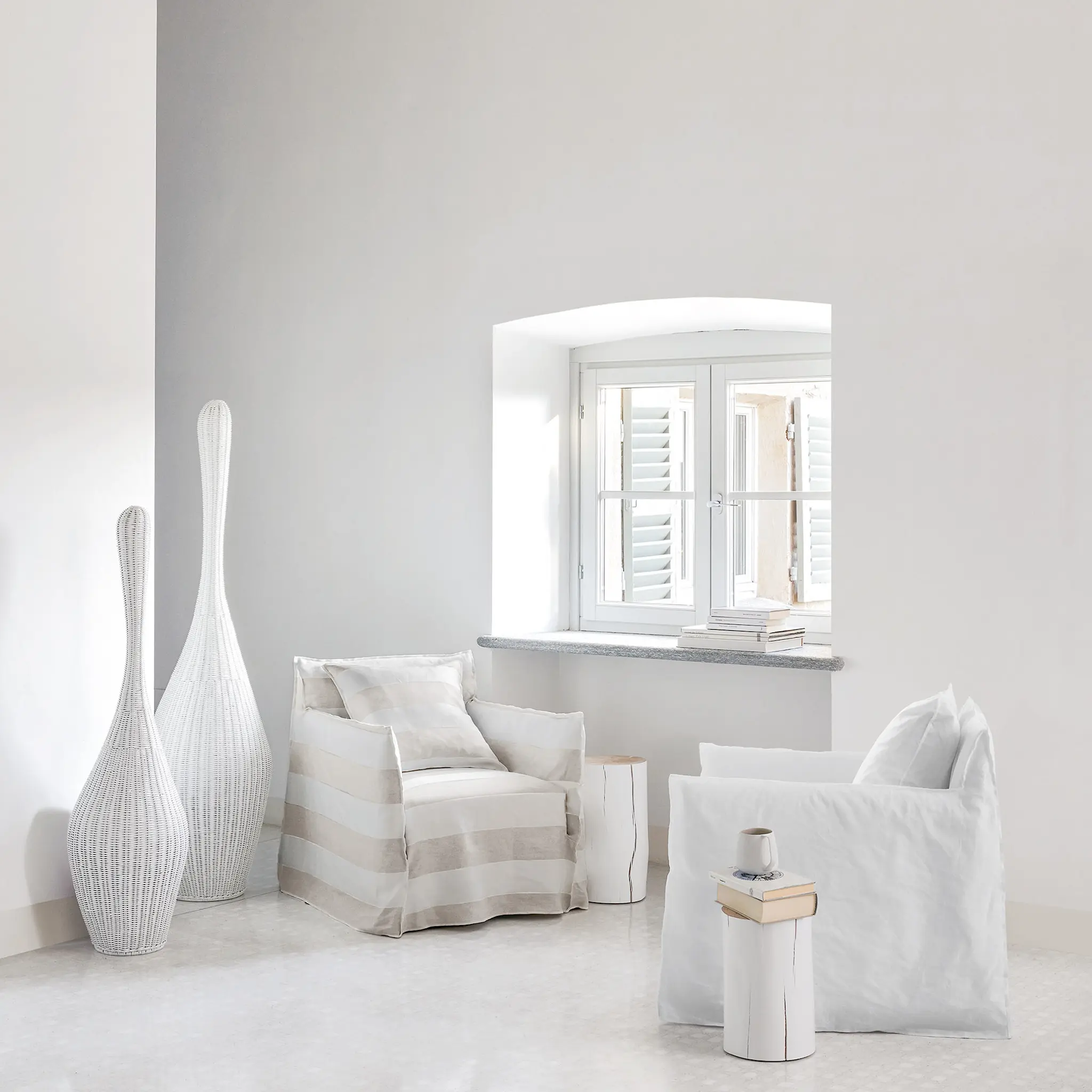Ghost 04 Armchair