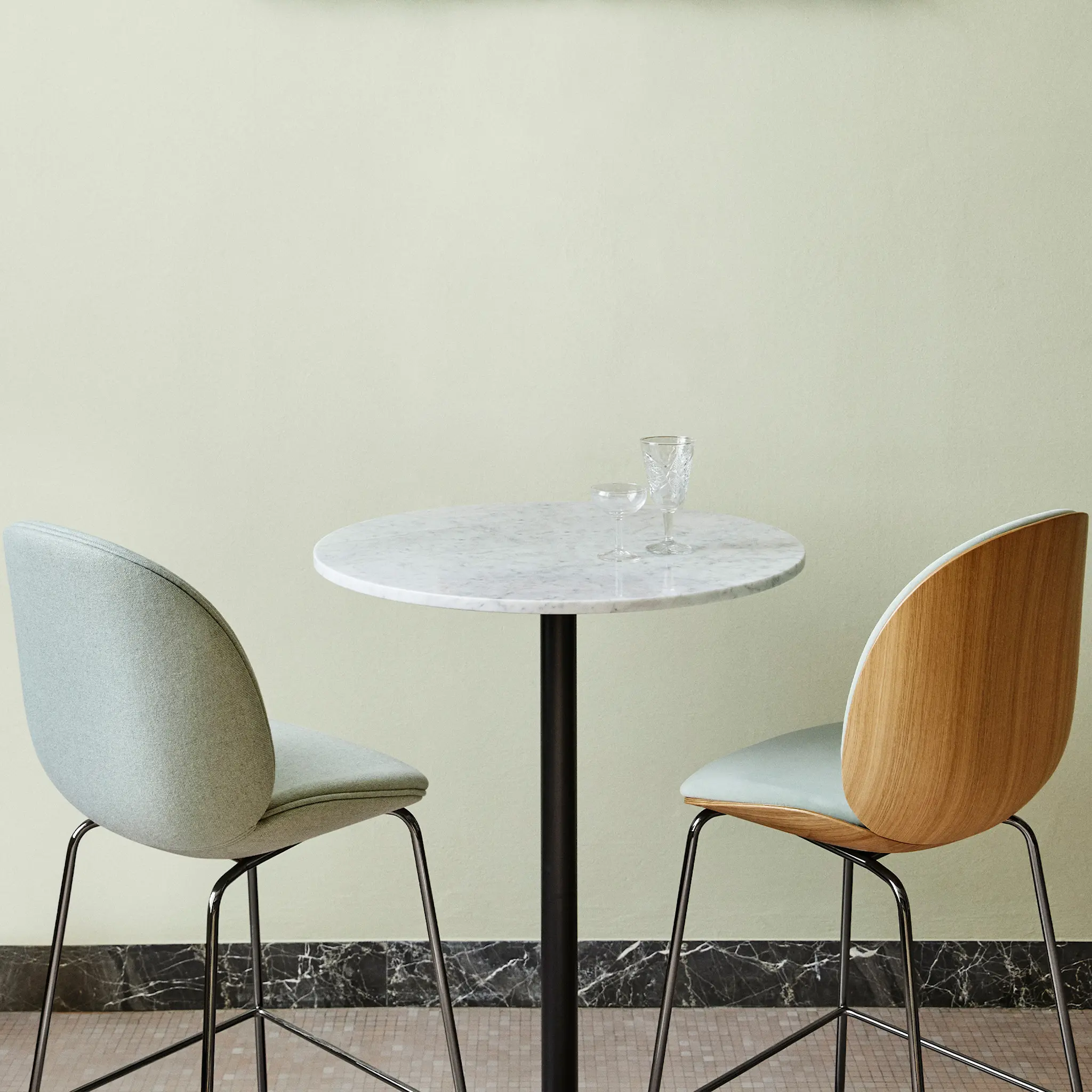 GUBI 1.0 loungebord Ø60 cm svart