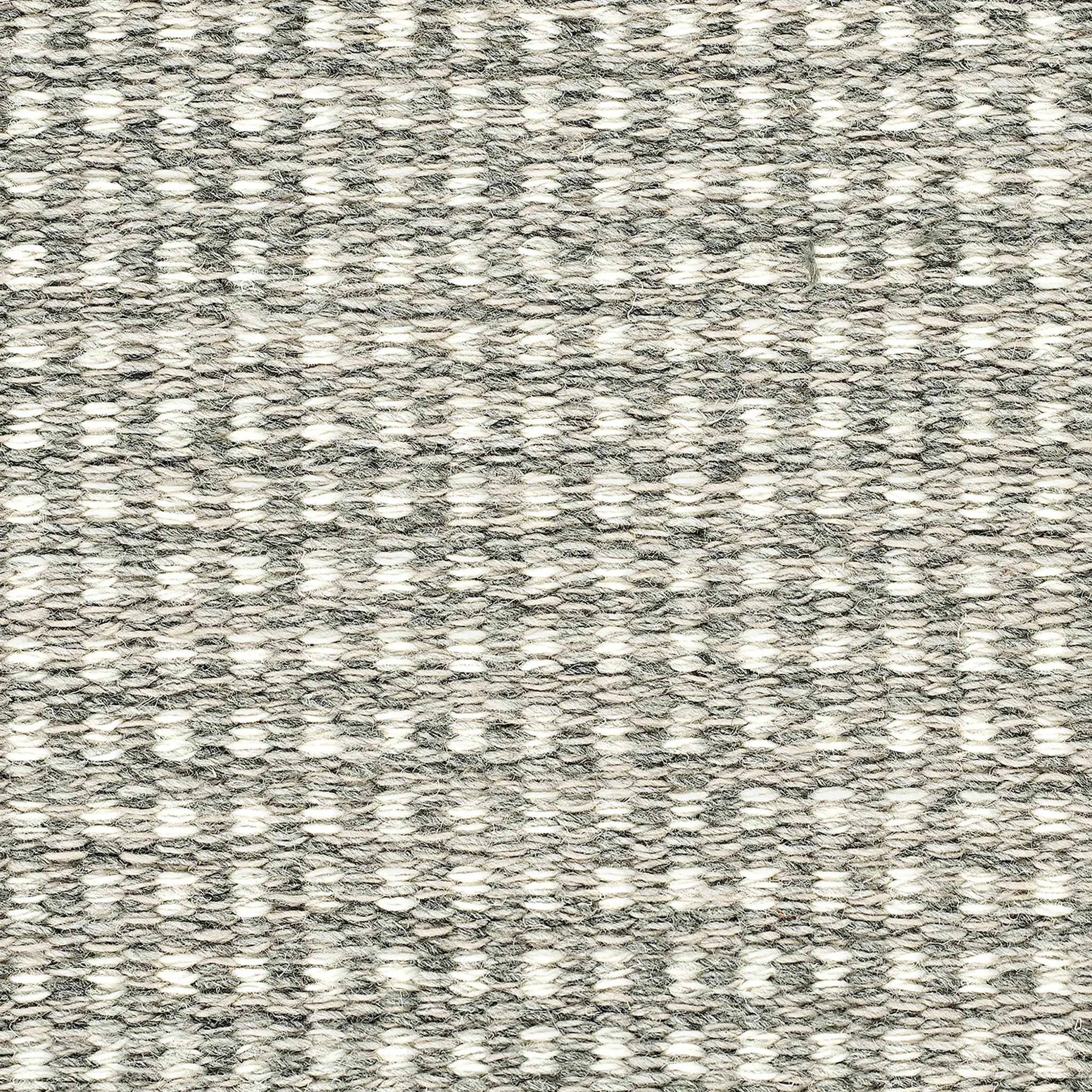 Dot Icon Dusty Grey 587 ullteppe