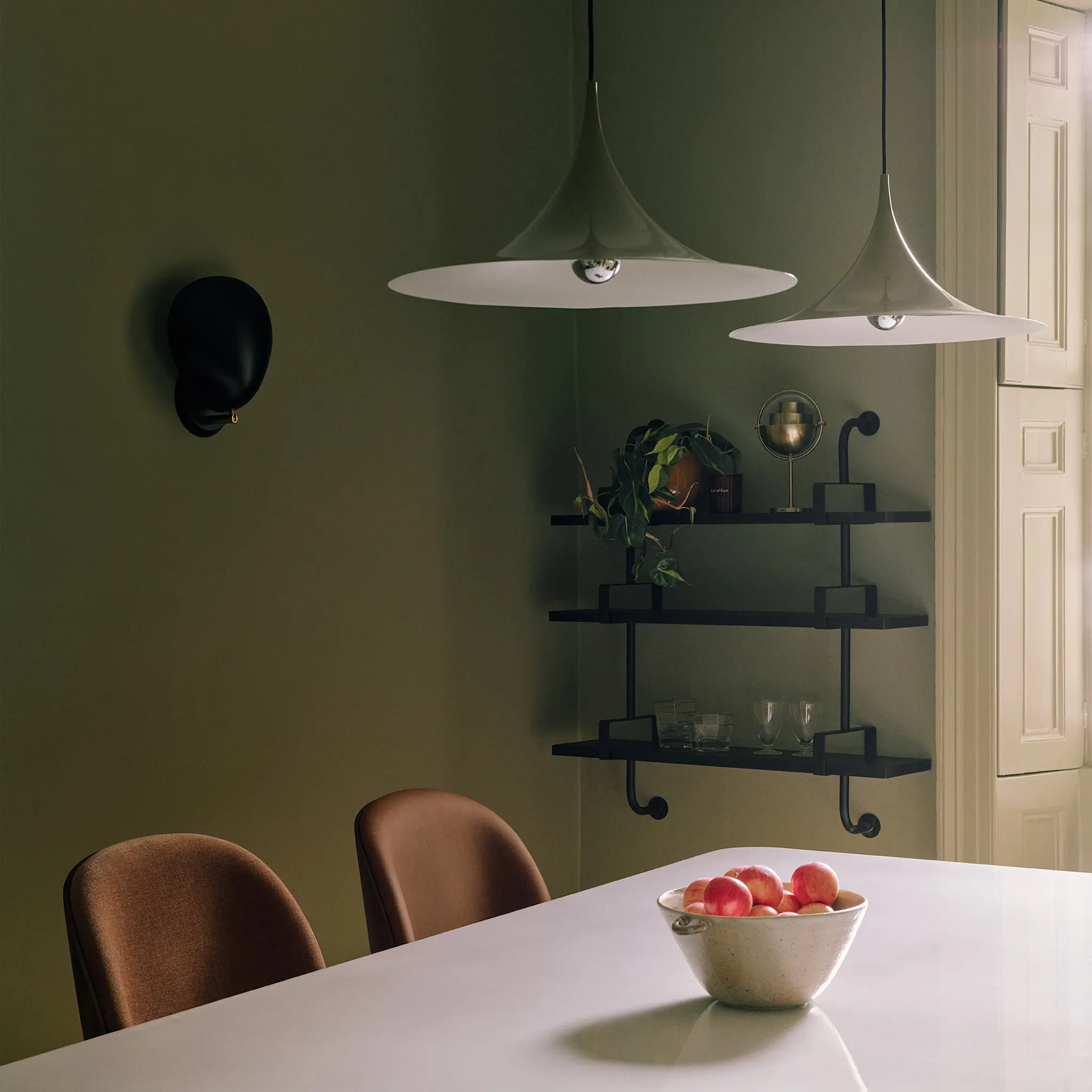 Démon vegghylle 3 hyller 95 cm