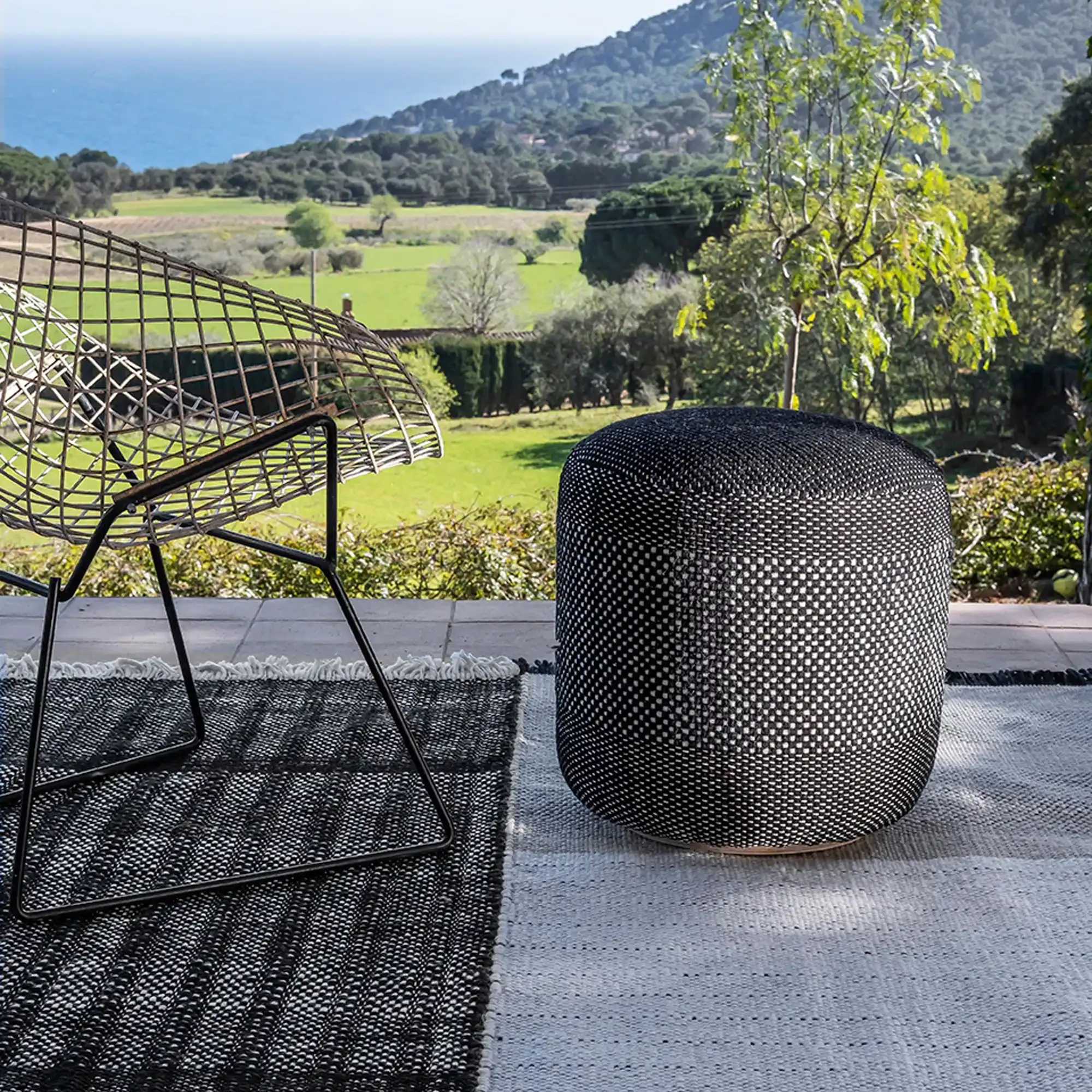 Tres Outdoor Pouf Black