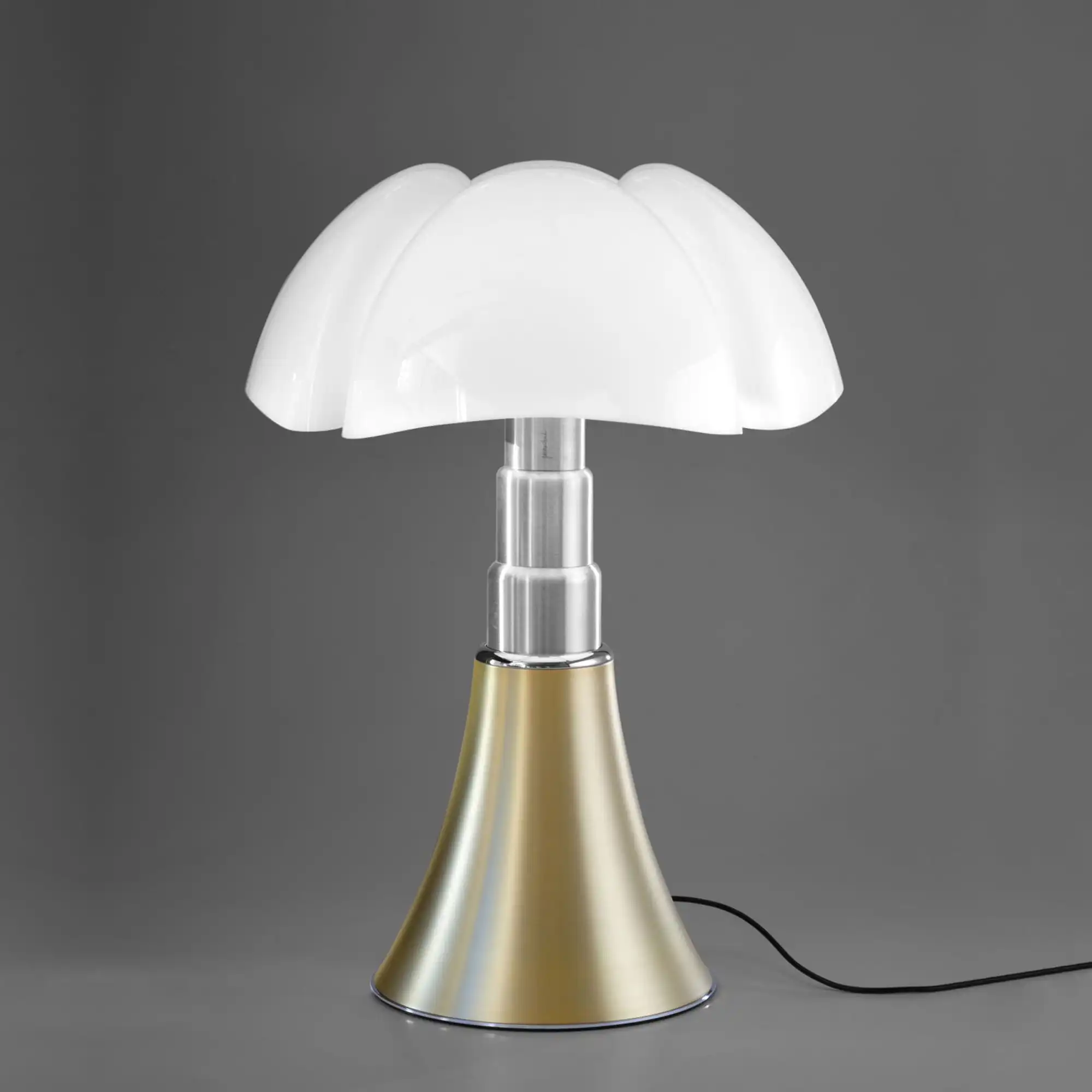 Pipistrello Table Lamp Brass - Ikke dimbar