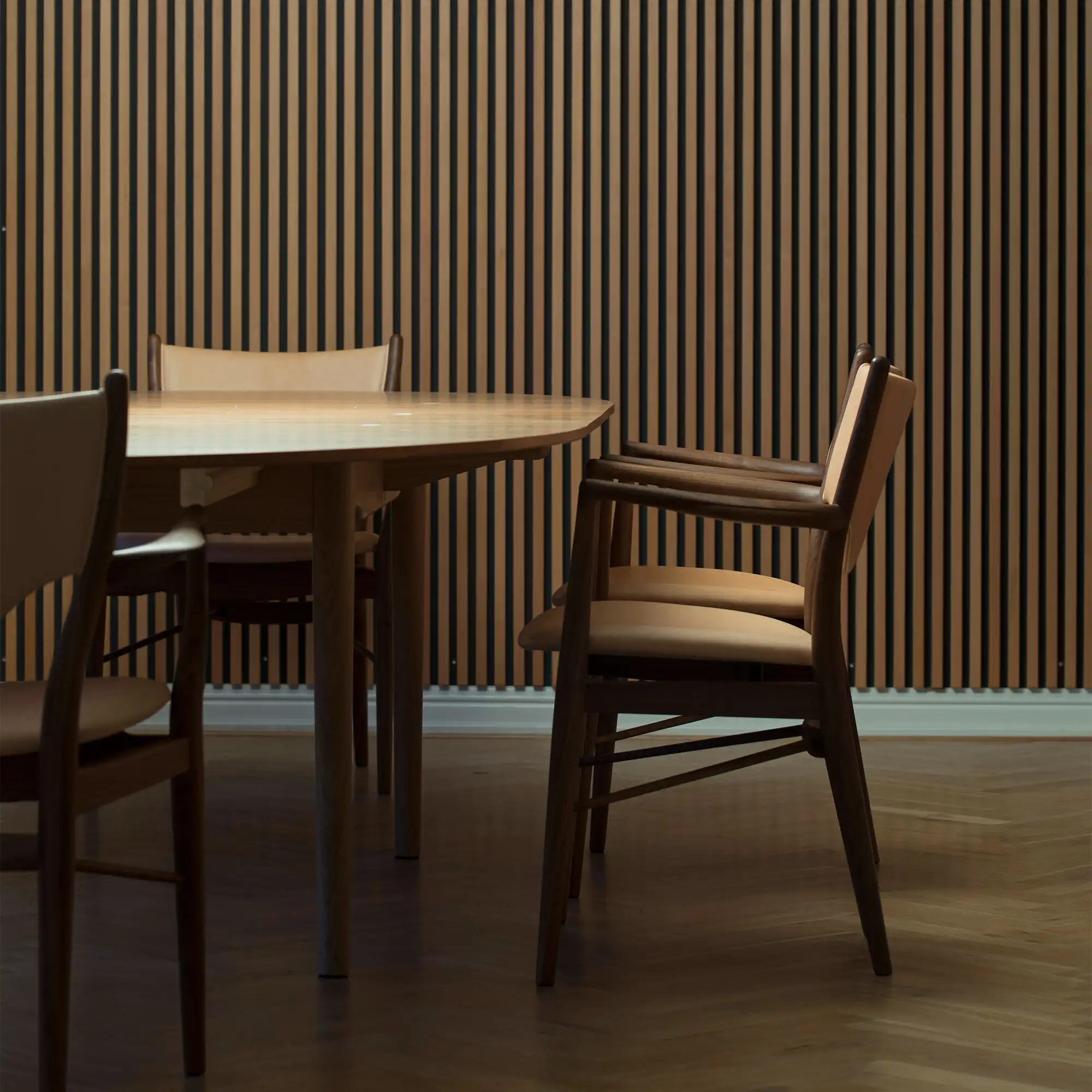 46 lenestol Dark oiled oak