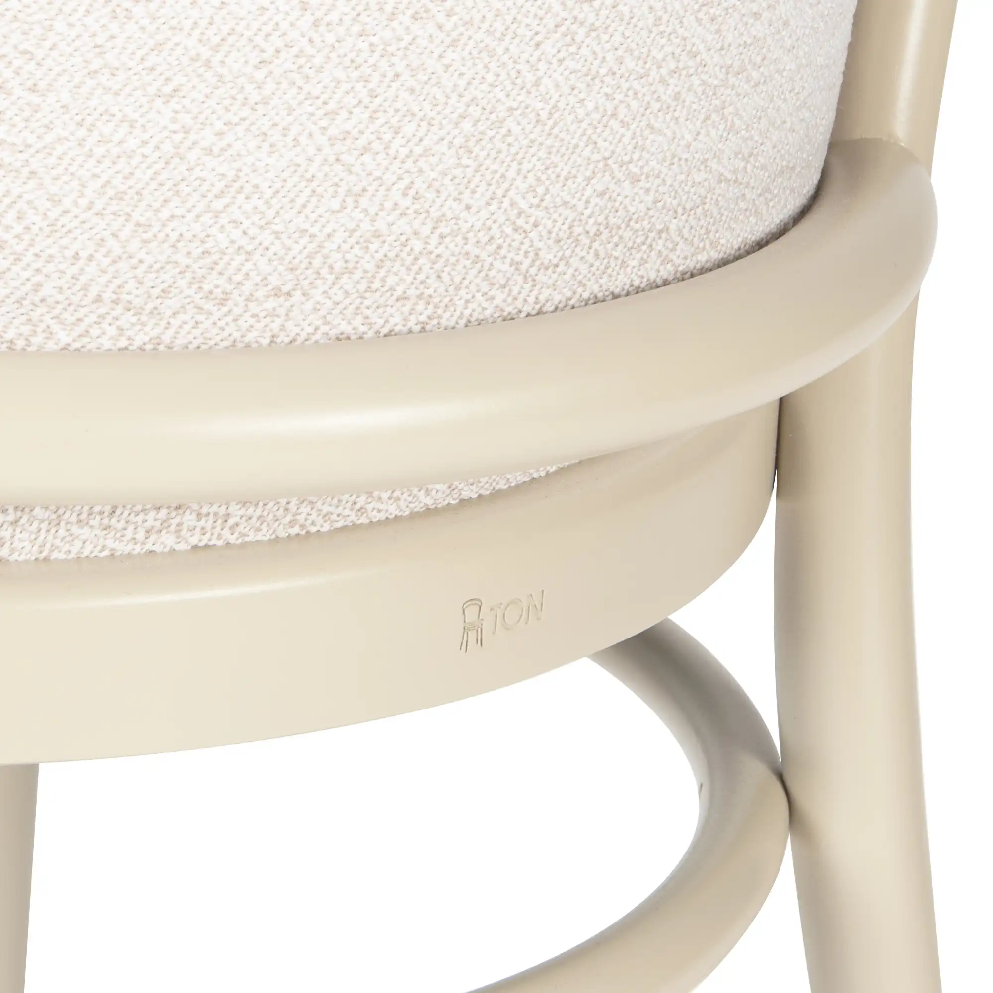 No 33 Armchair Sandy Beige / Sera Calla