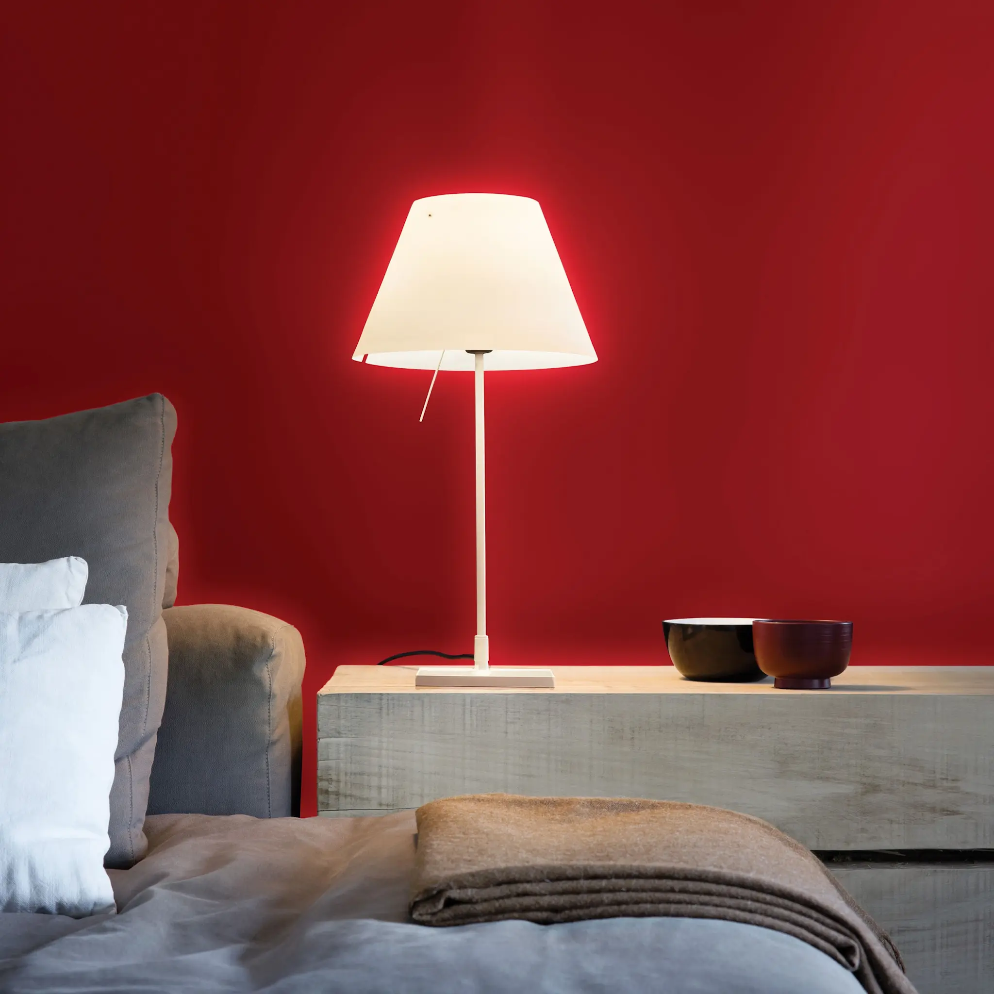 Costanzina D13 Bordslampa Aluminium, Blå