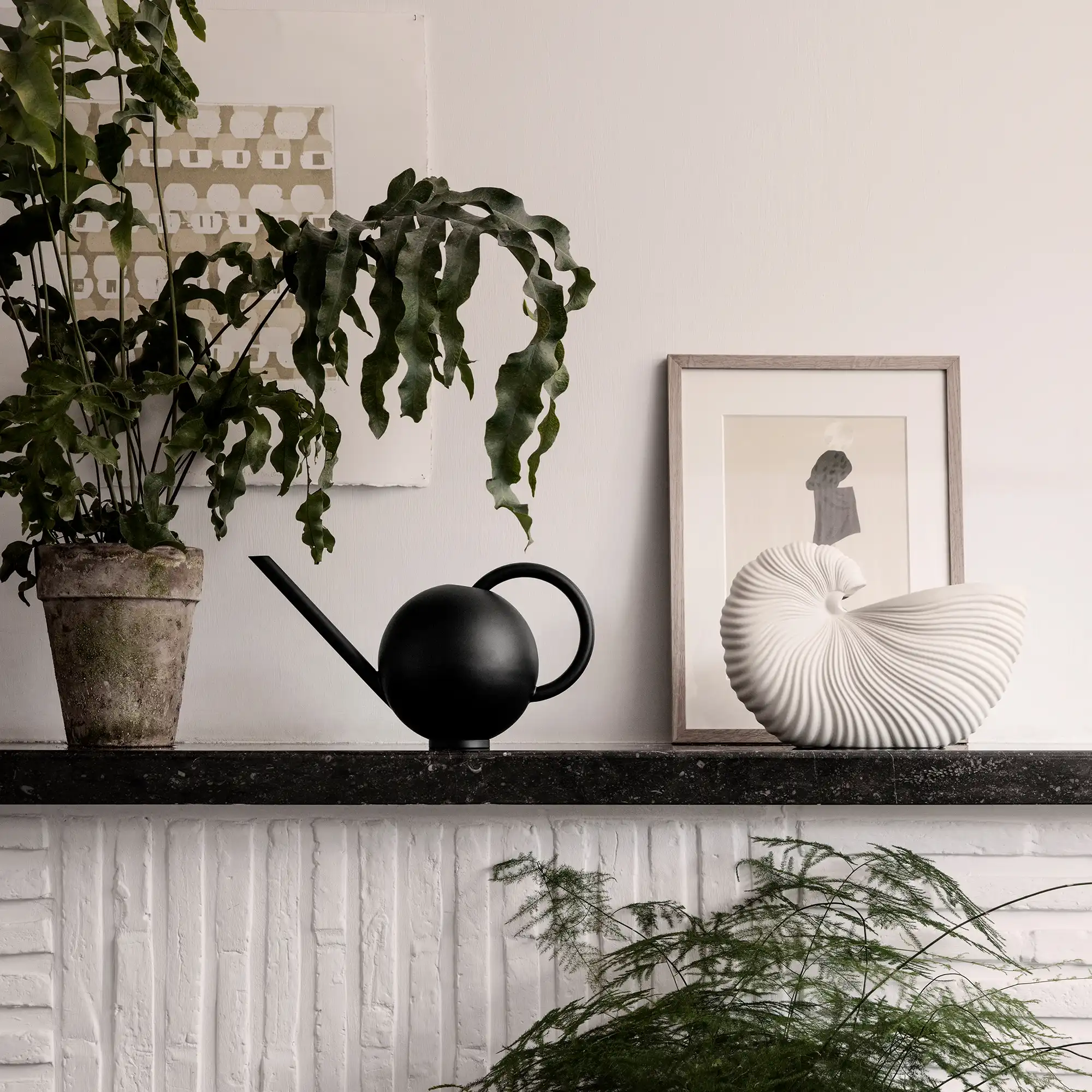 Orb Watering Can Black