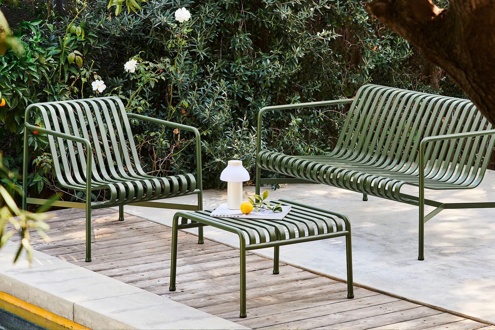 Palisade lounge sofa - Olive