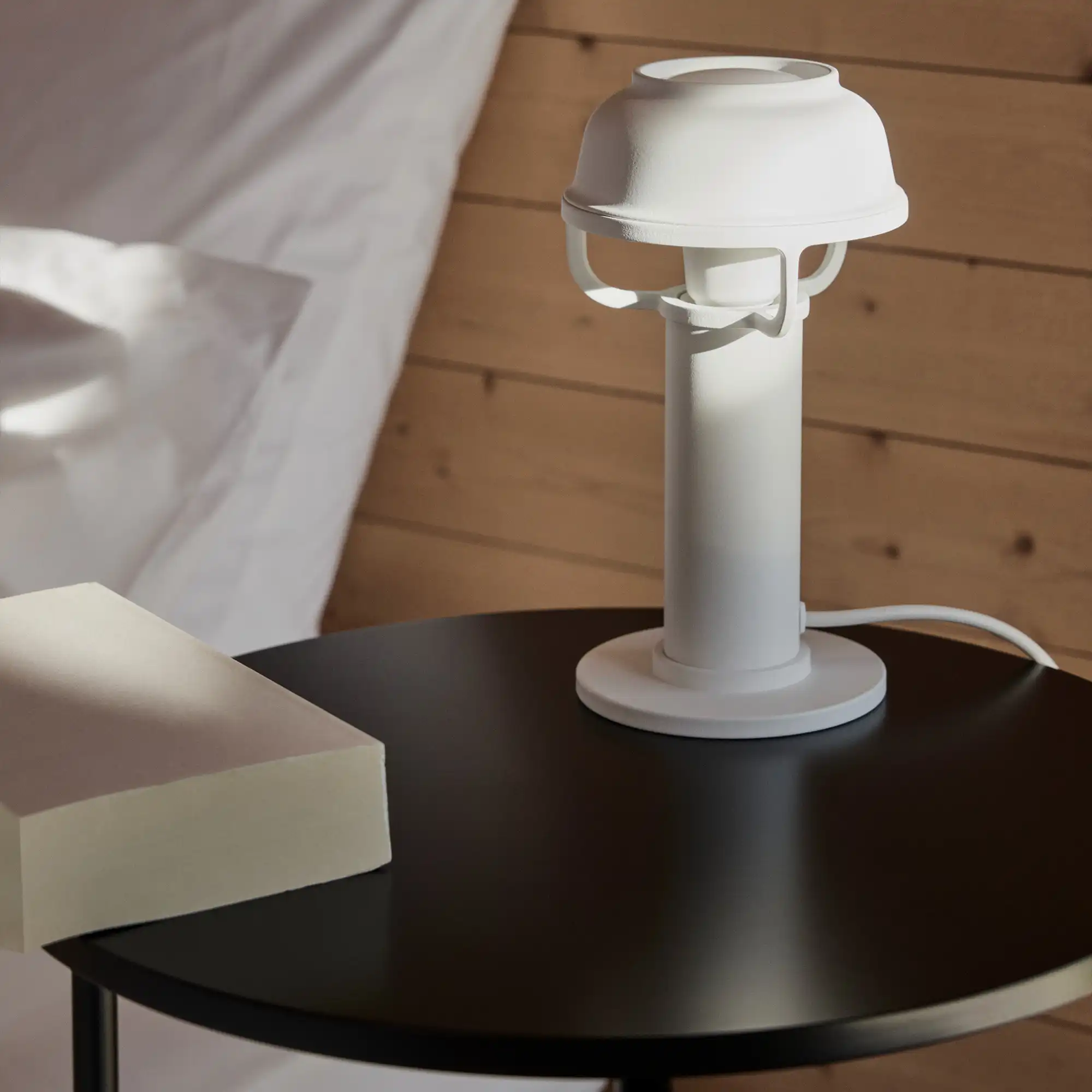 Kori Table Light