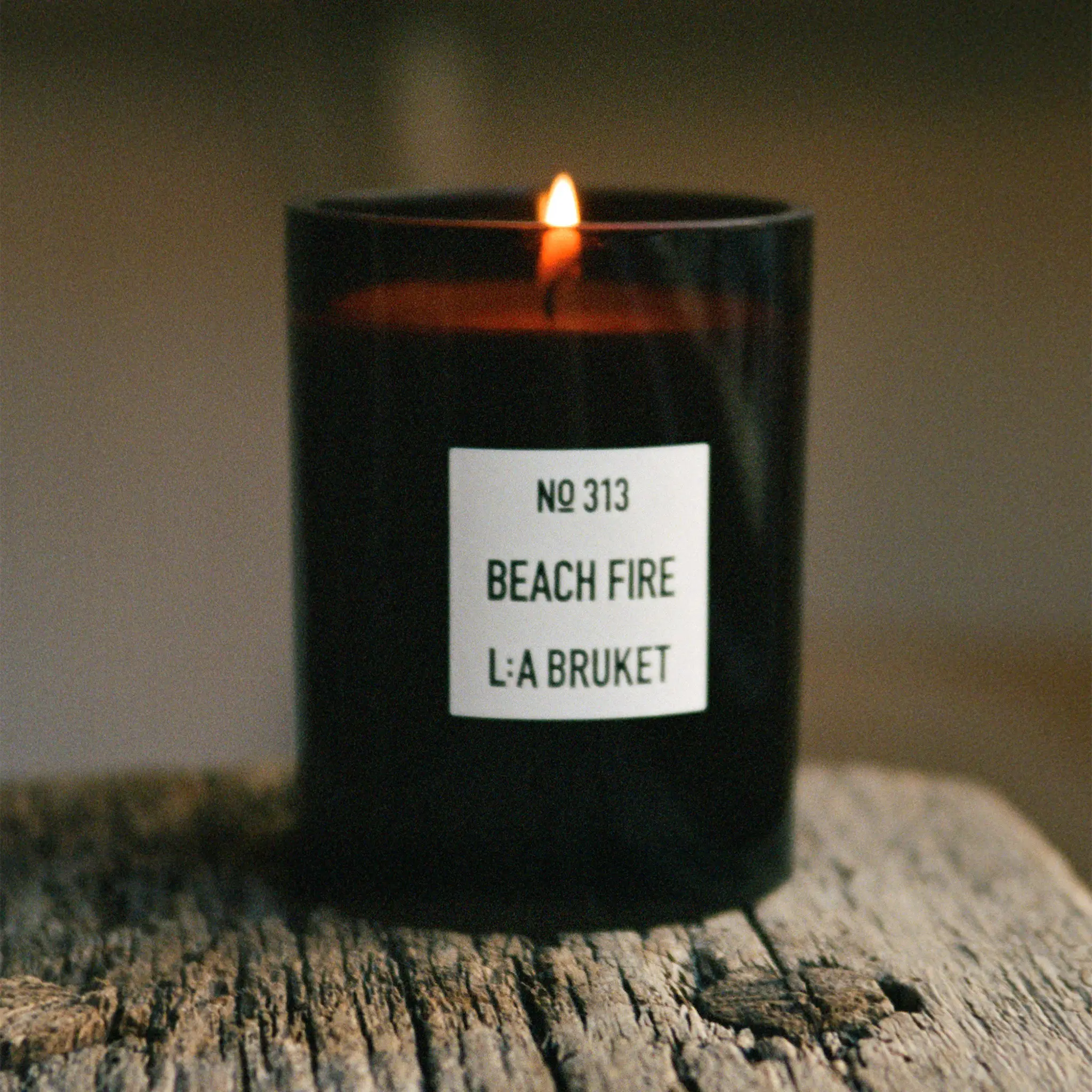 315 Beach Fire duftlys 260 g