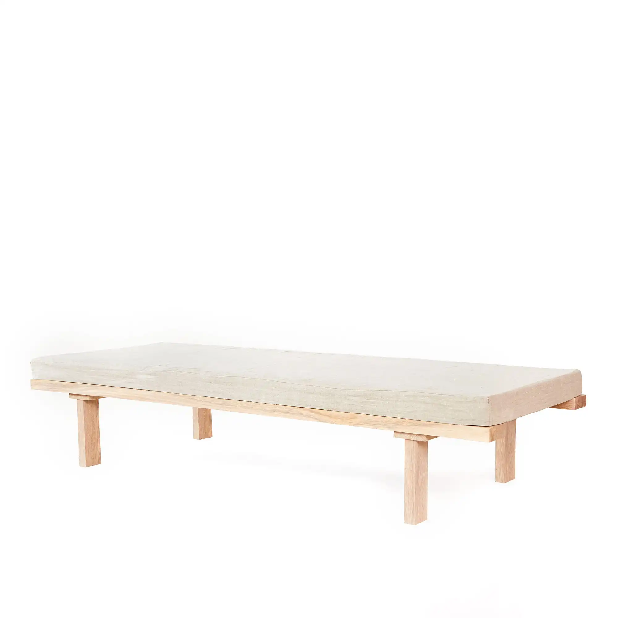 KR-180 Daybed