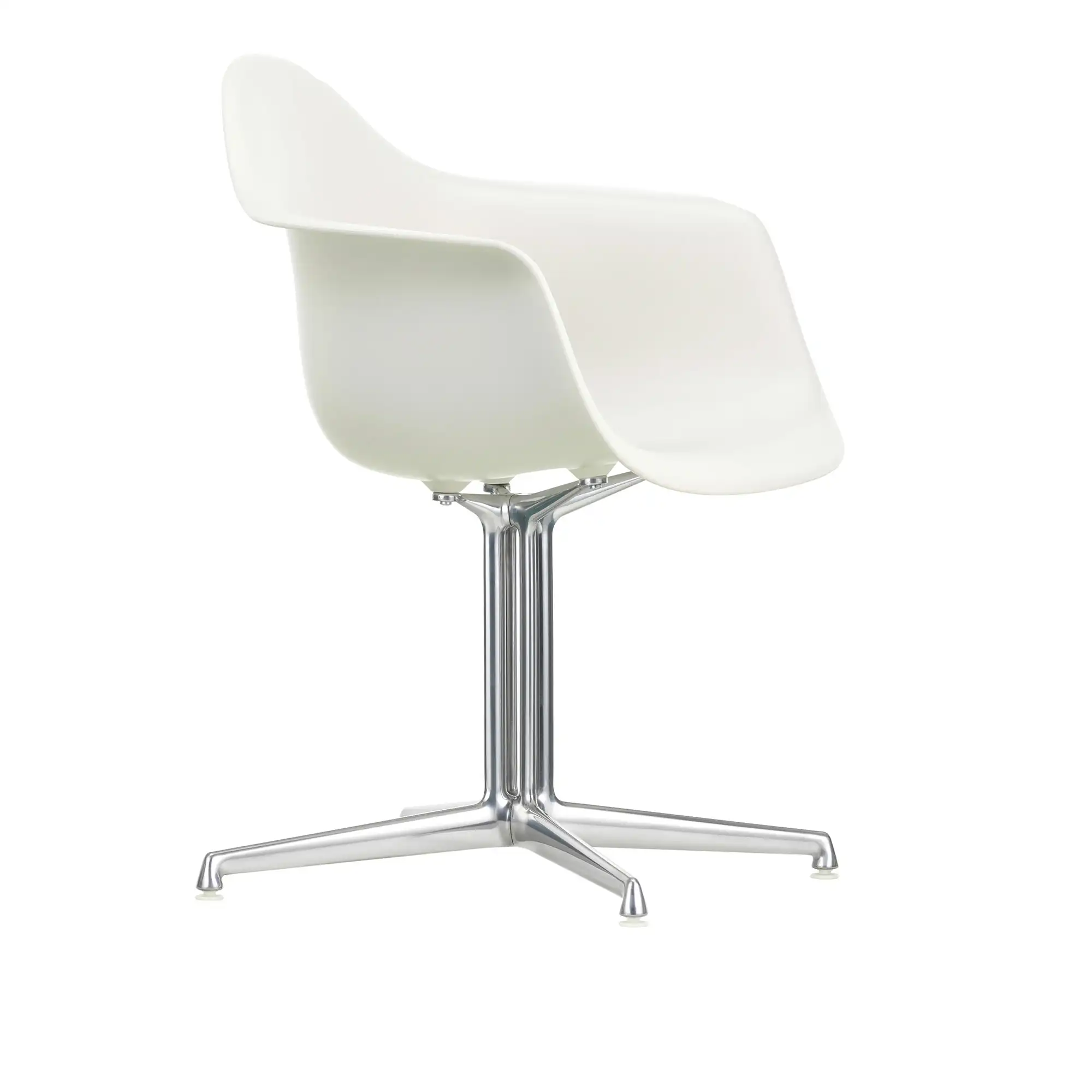 Eames Plastic Armchair - DAL