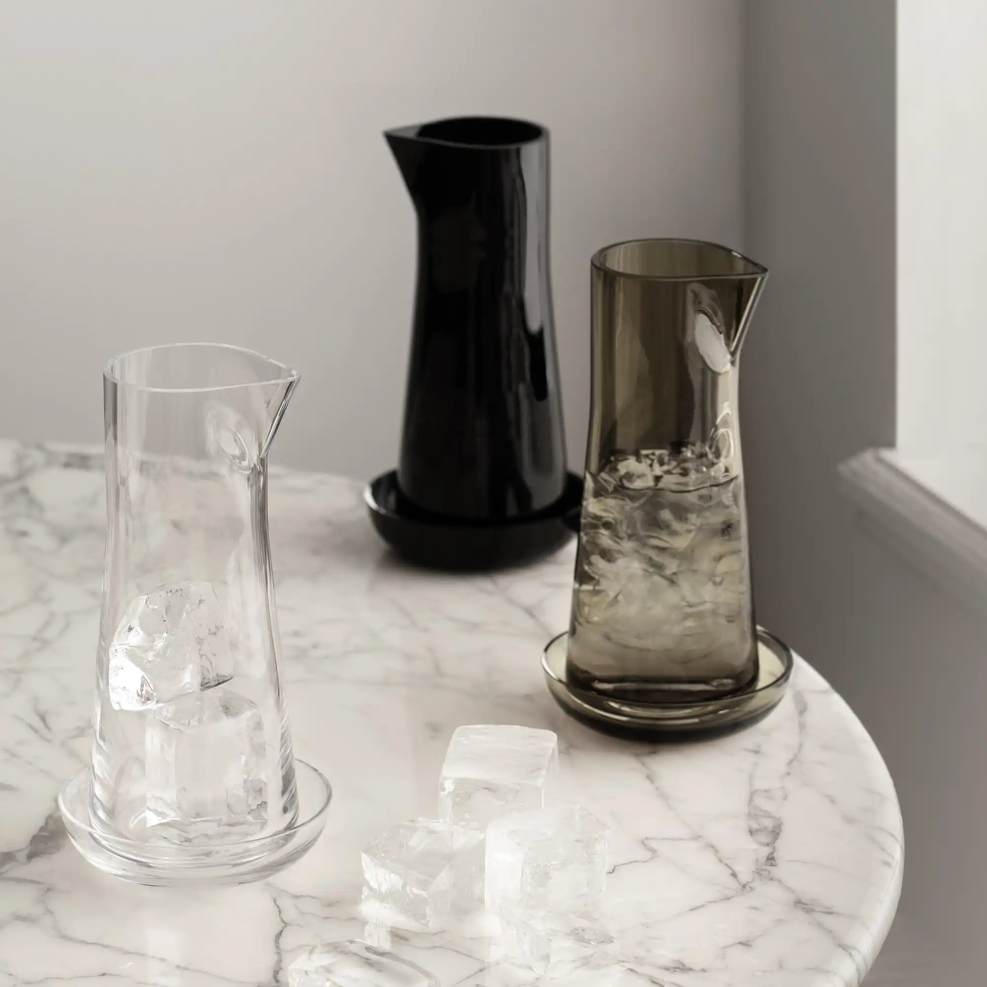 Informal Carafe With Bowl