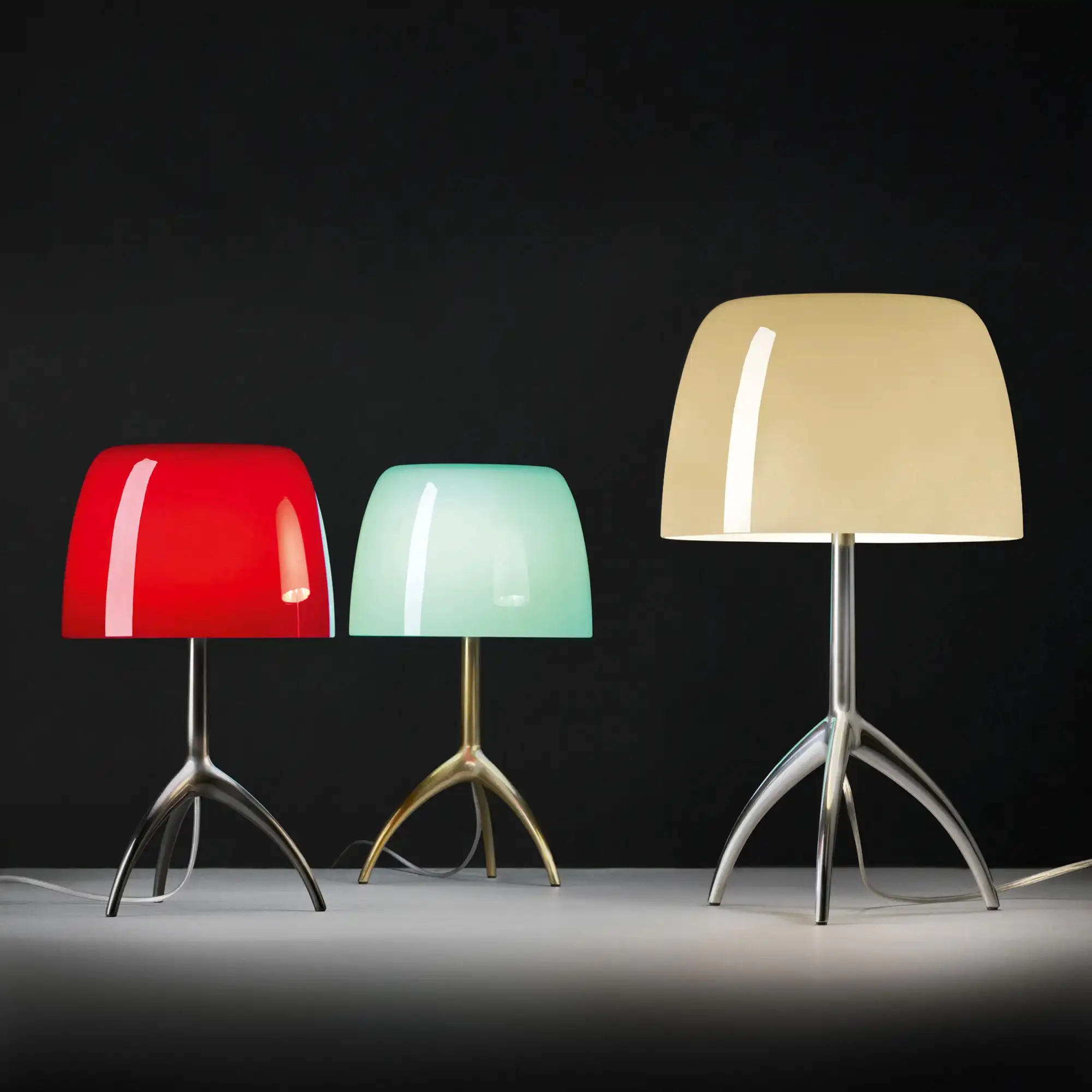 Lumiere grande bordlampe