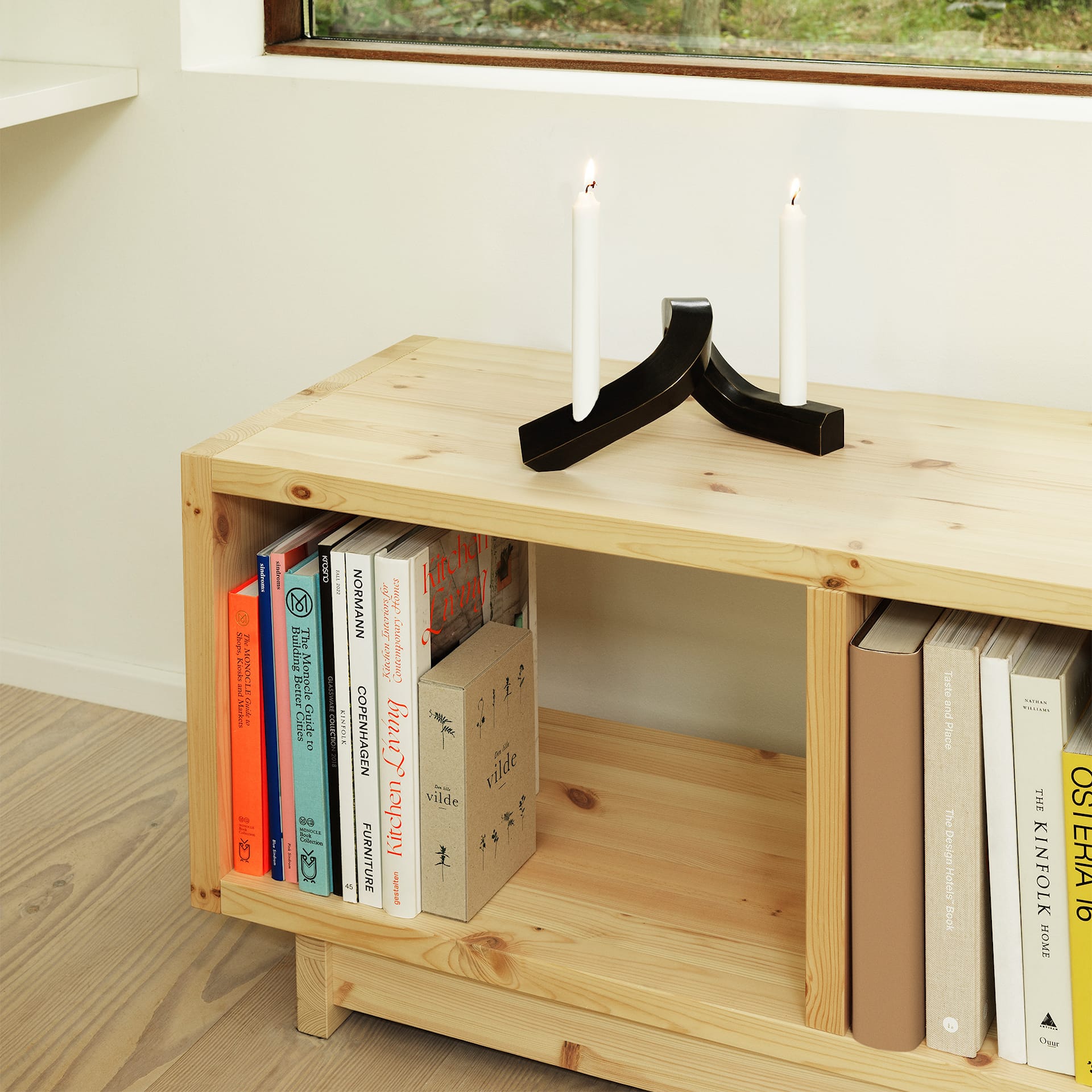 Plank Bookcase Low - Normann Copenhagen - NO GA