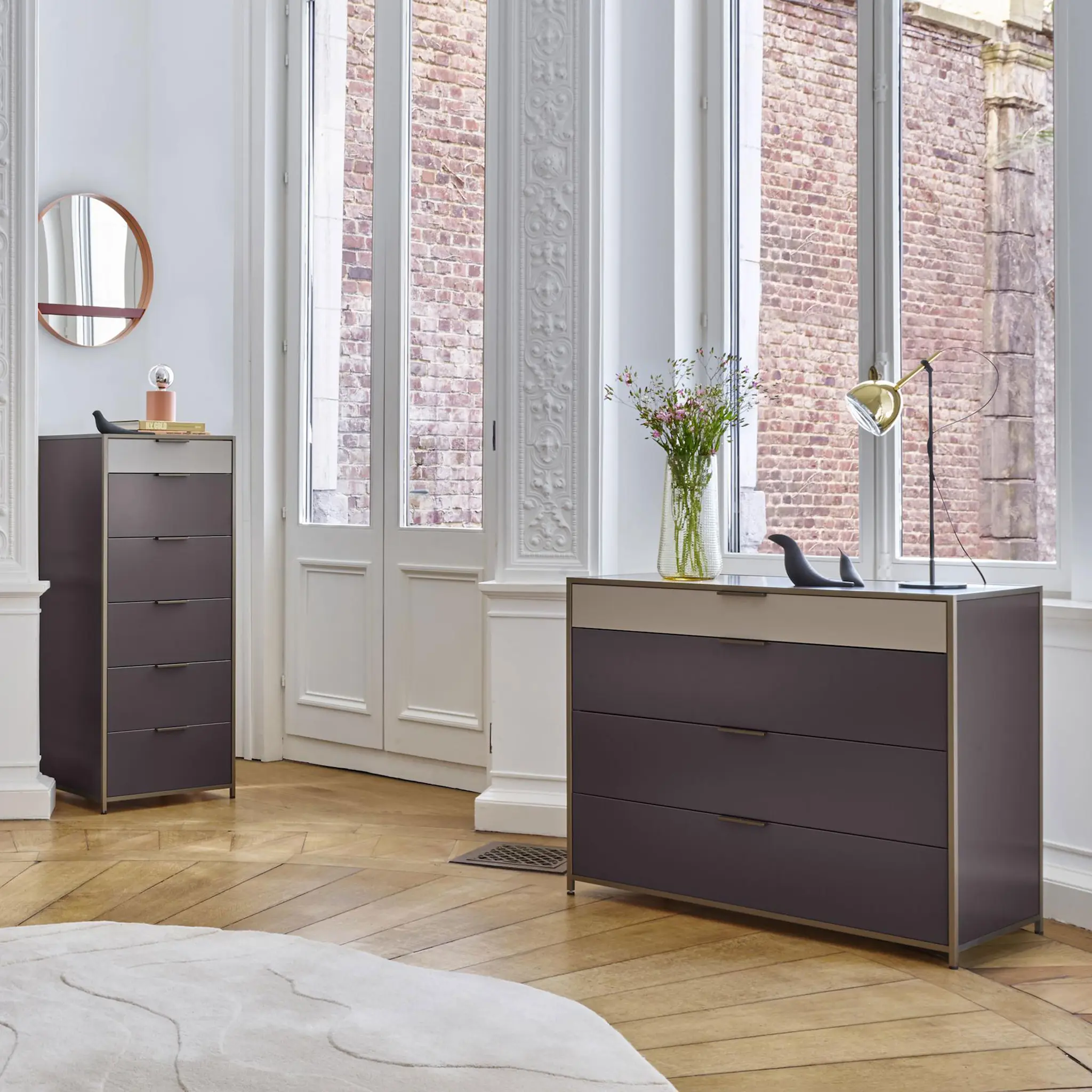 Dita Dresser