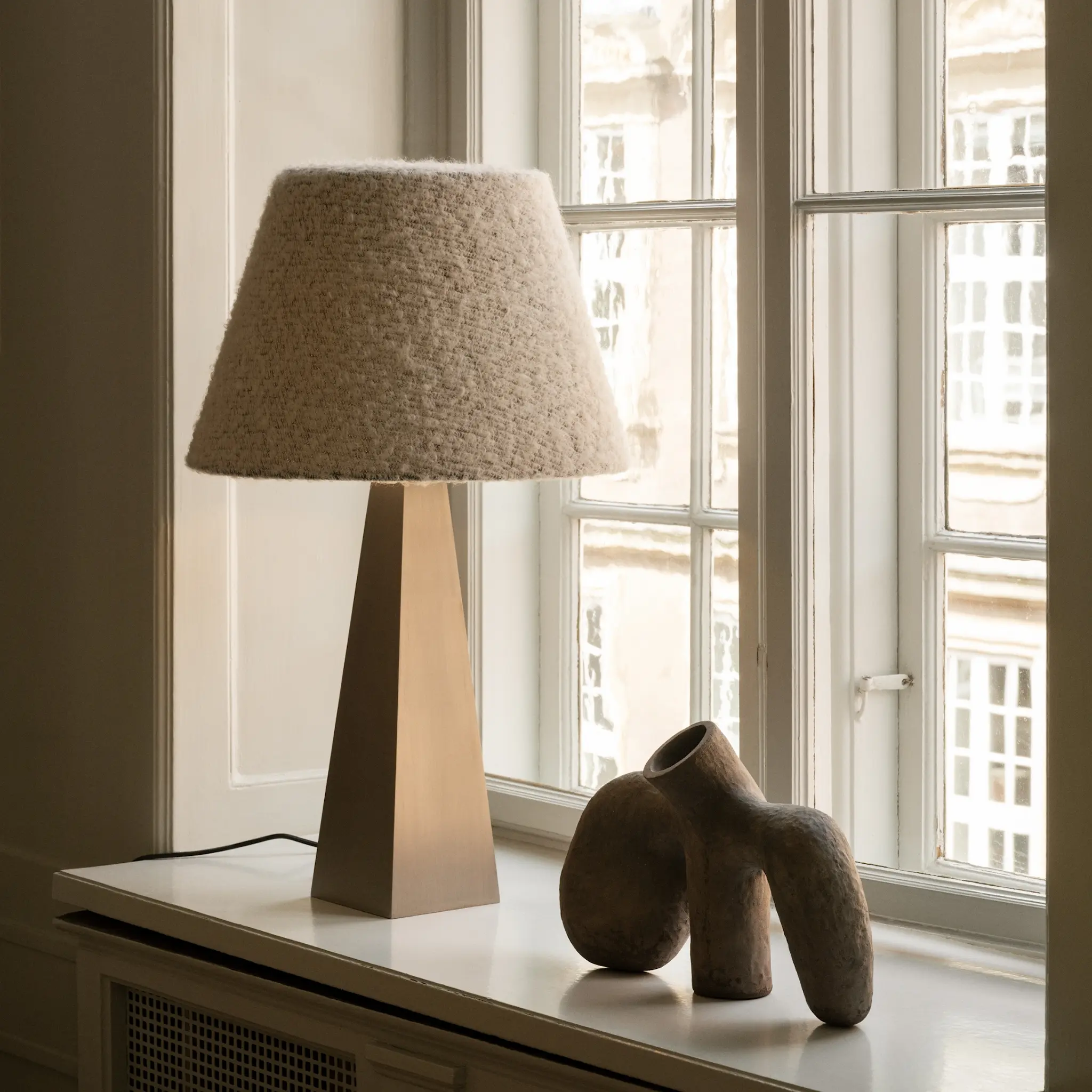 Pyramid bordlampe