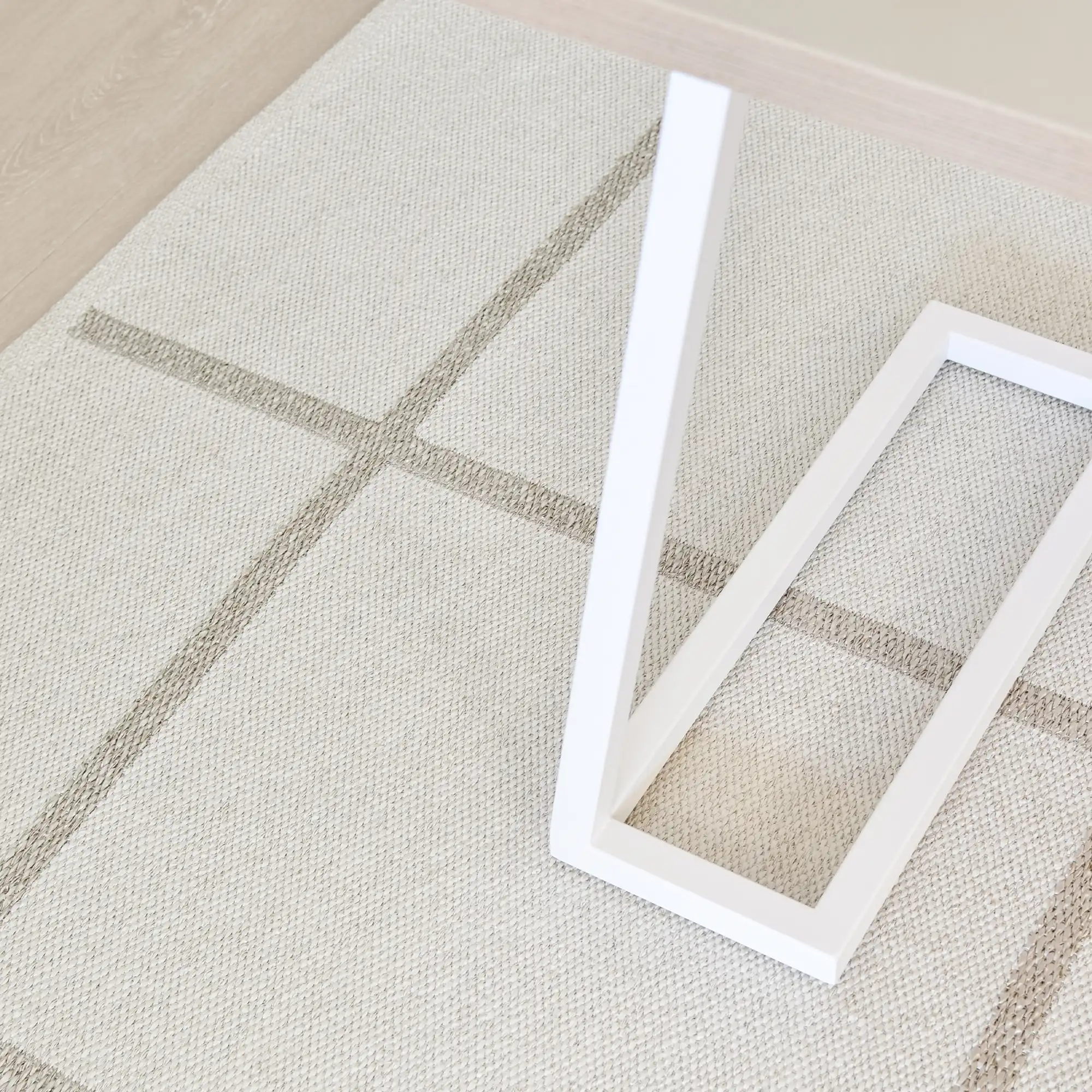 Ada White/Stone Metallic 70 x 225 cm