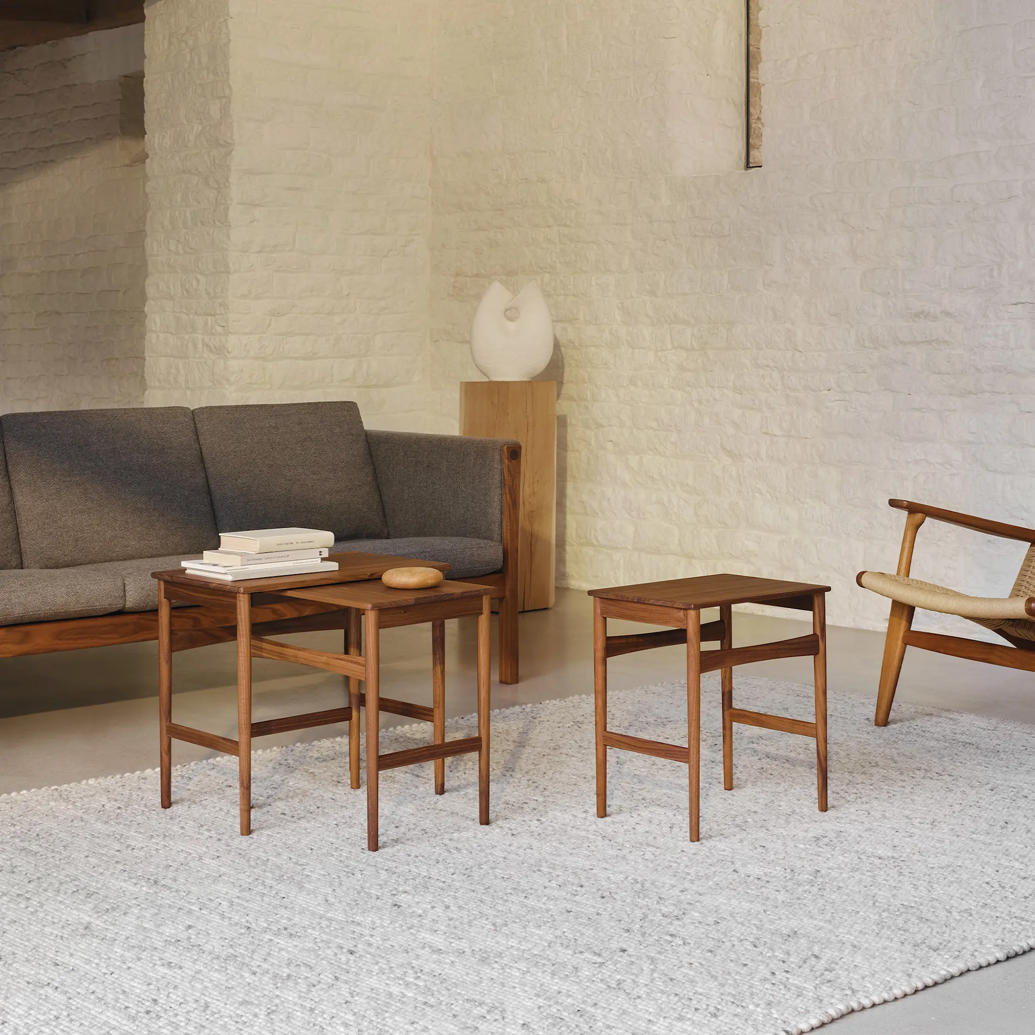 CH004 Nesting stablebordene