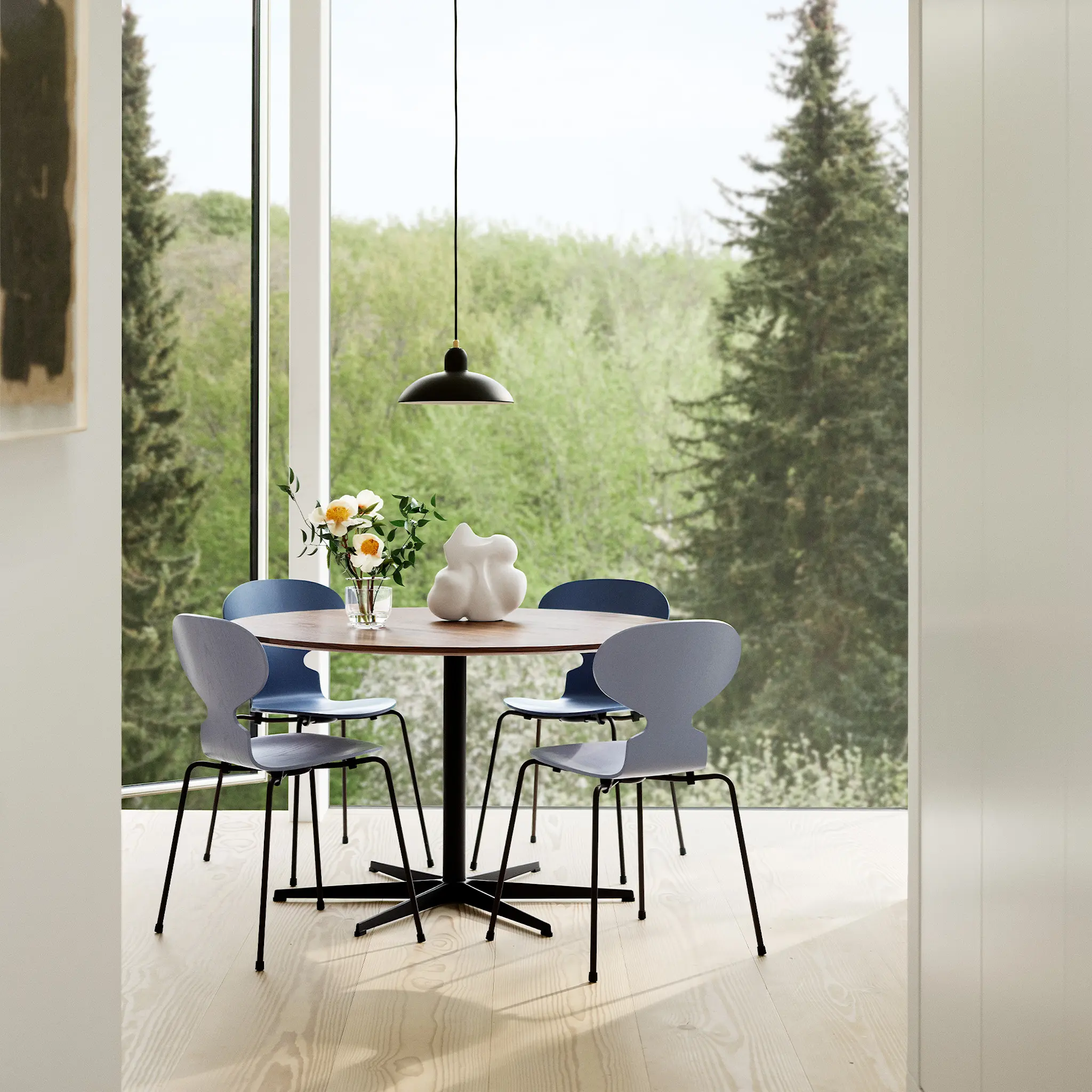 A825 Circular spisebord Ø120 cm