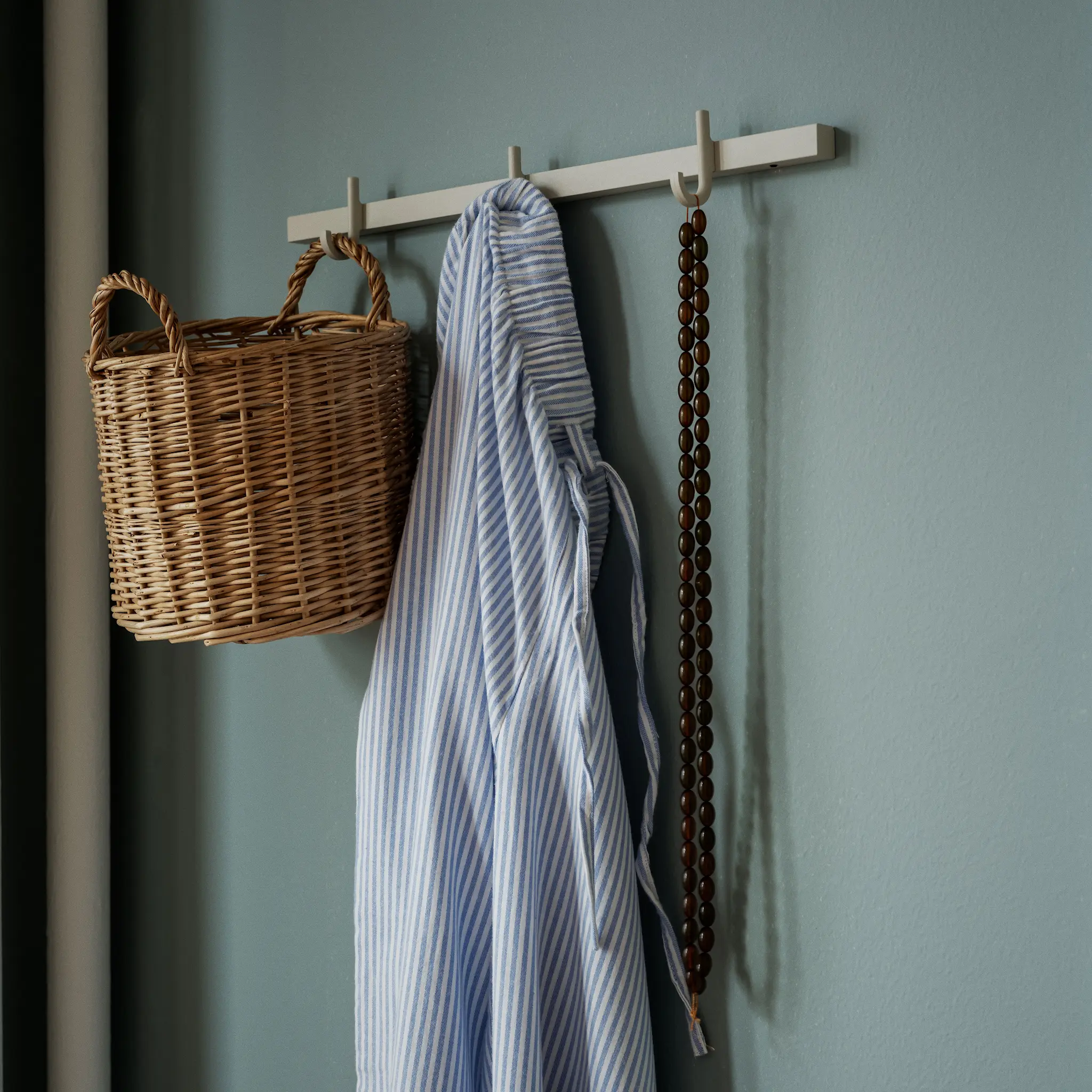Relief Hook Rail Small