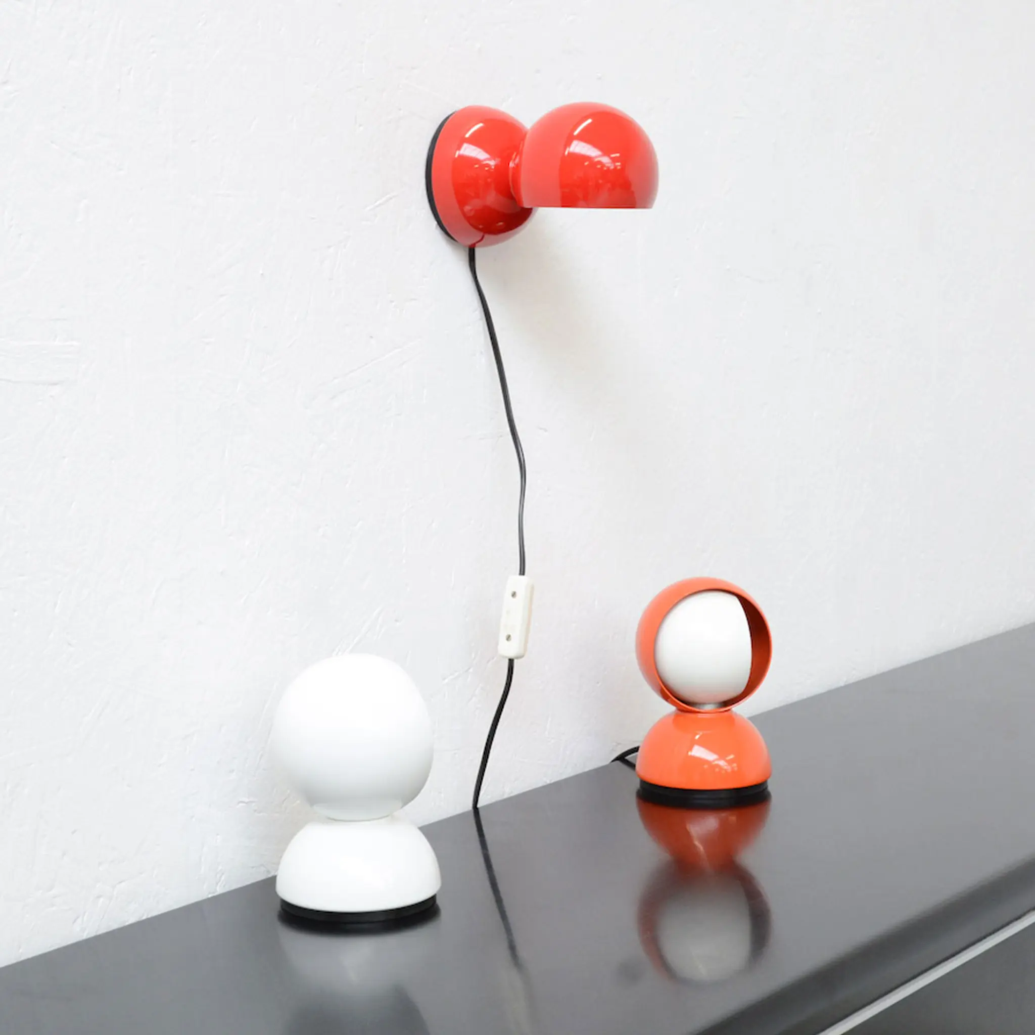 Eclisse bord- og vegglampe