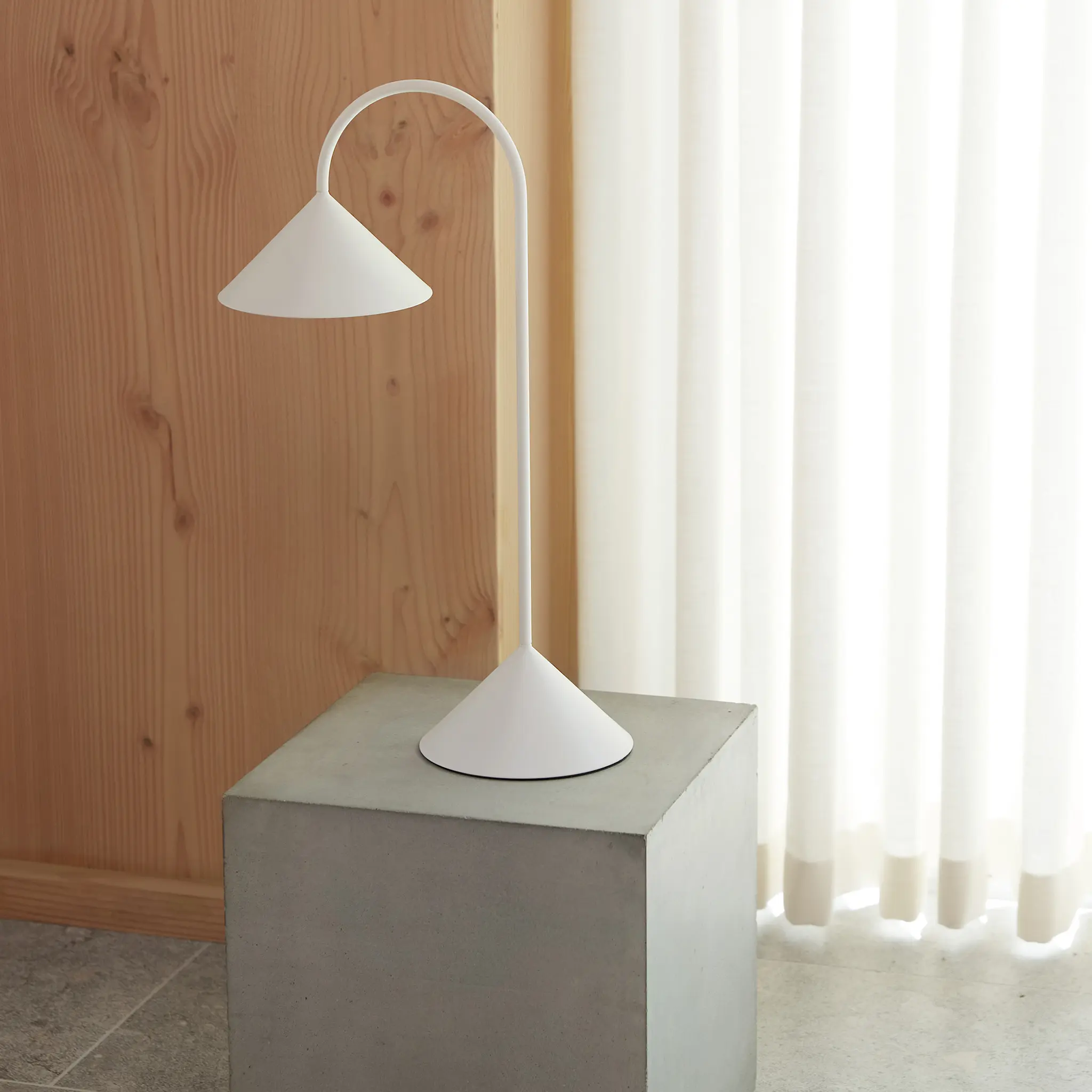Grasp bærbar bordlampe 47 cm
