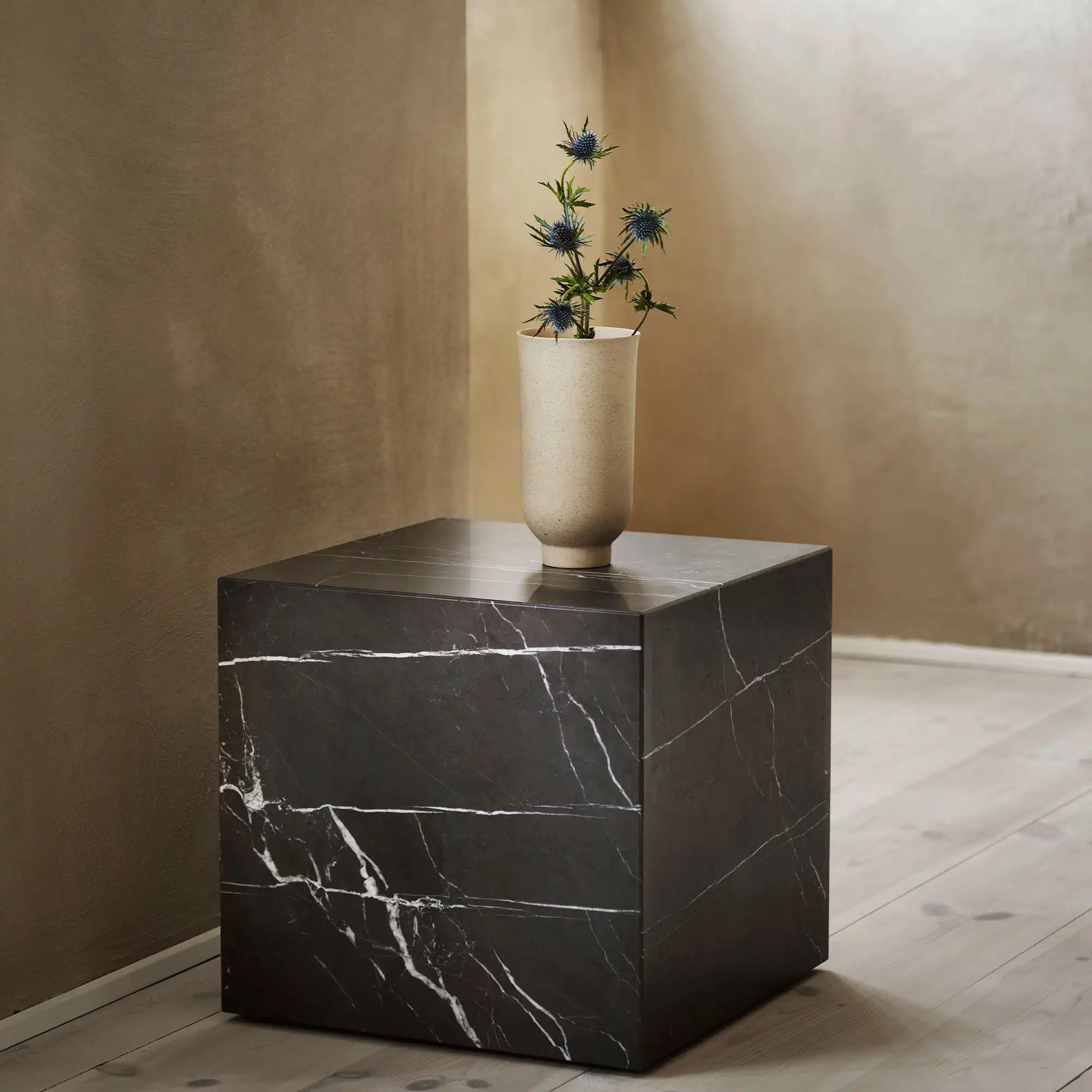 Plinth Cubic sidebord
