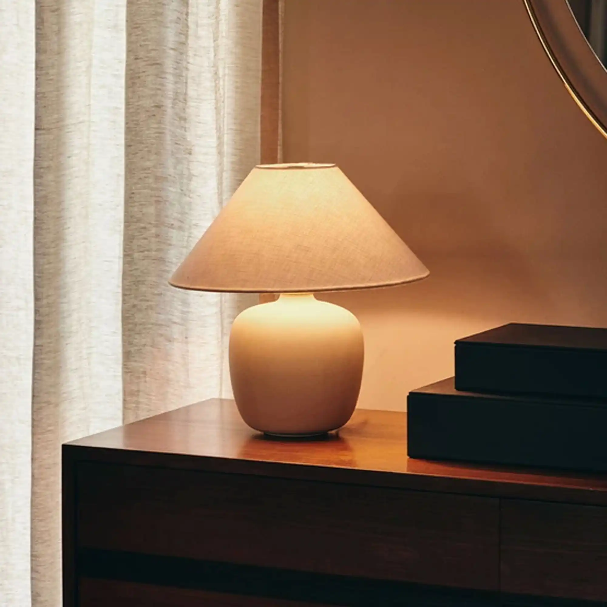 Torso Table Lamp