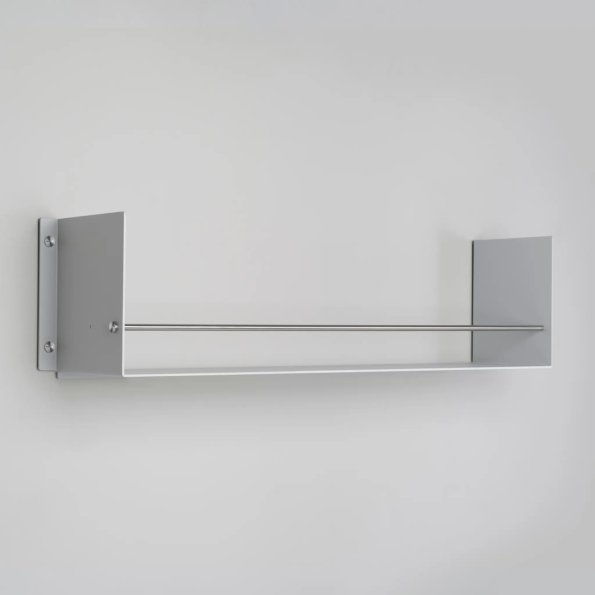 Girder vegghylle