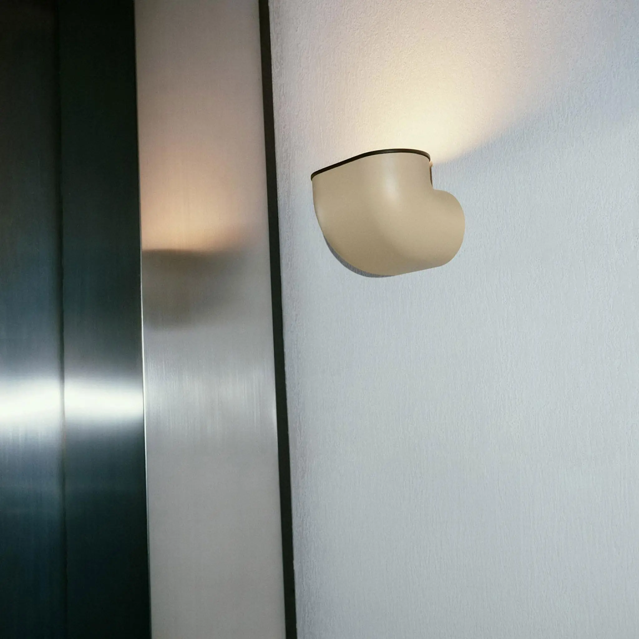 Gomito Phase-Cut vegglampe