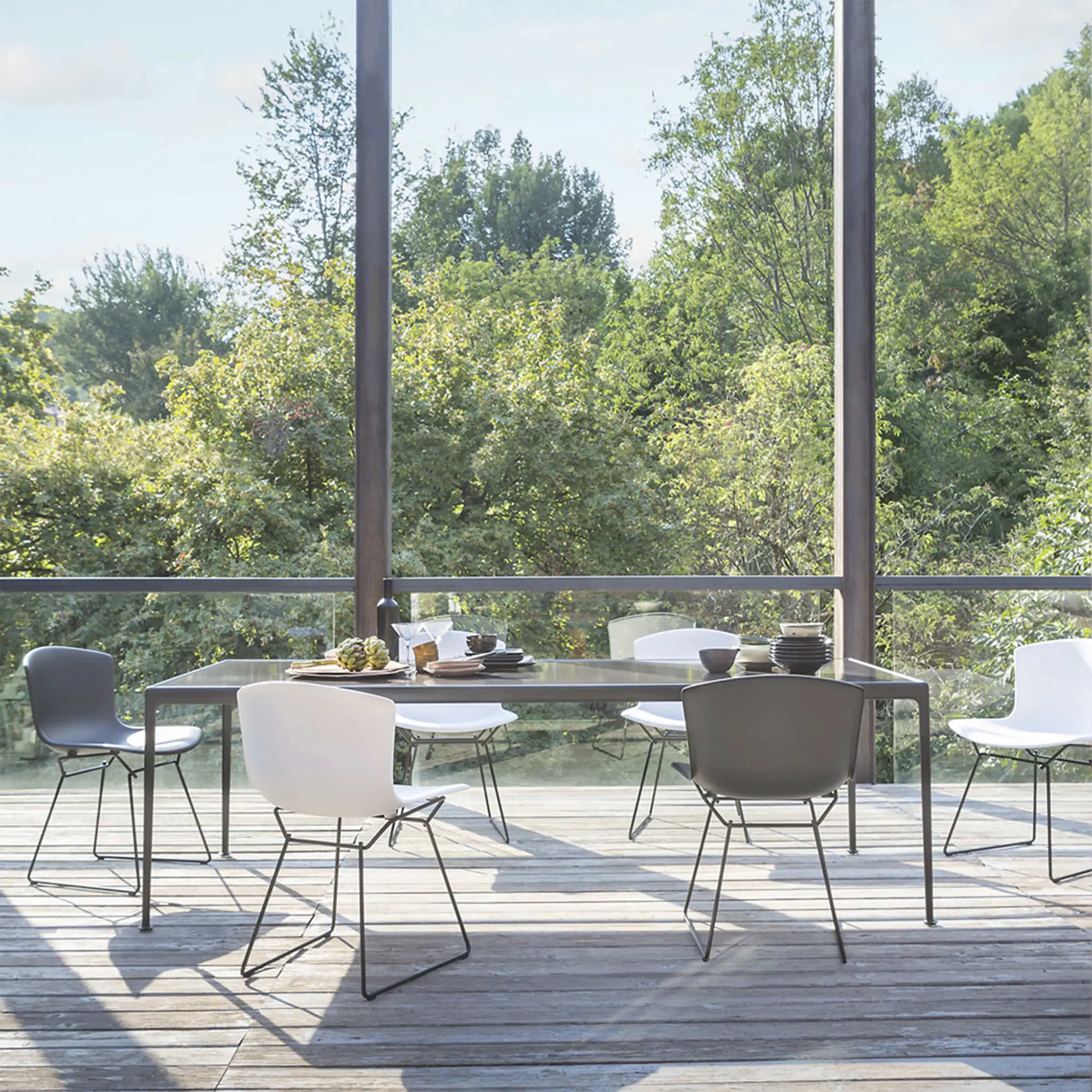 Bertoia Plastic utendørs stol sort