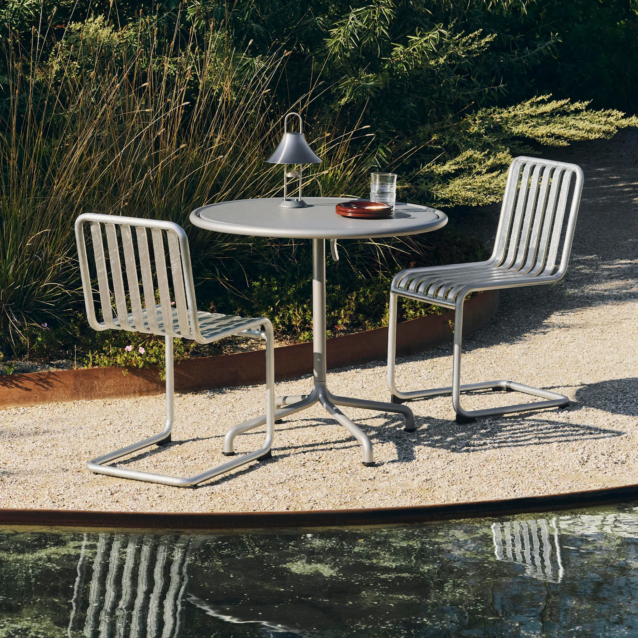 Deville Table Anthracite Ø80 x H74