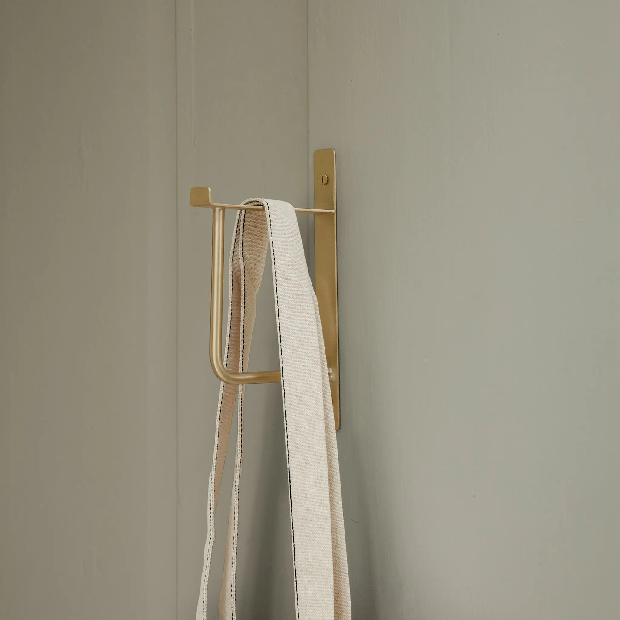 Hang Rack Brass