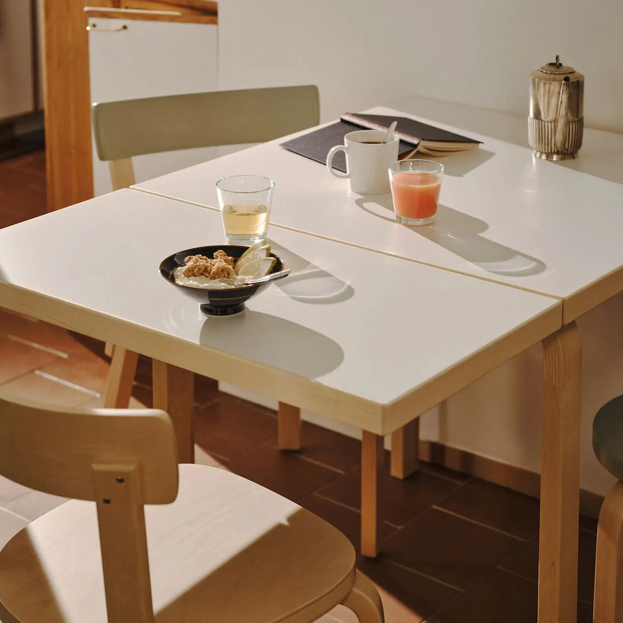 Aalto klaffebord DL81C
