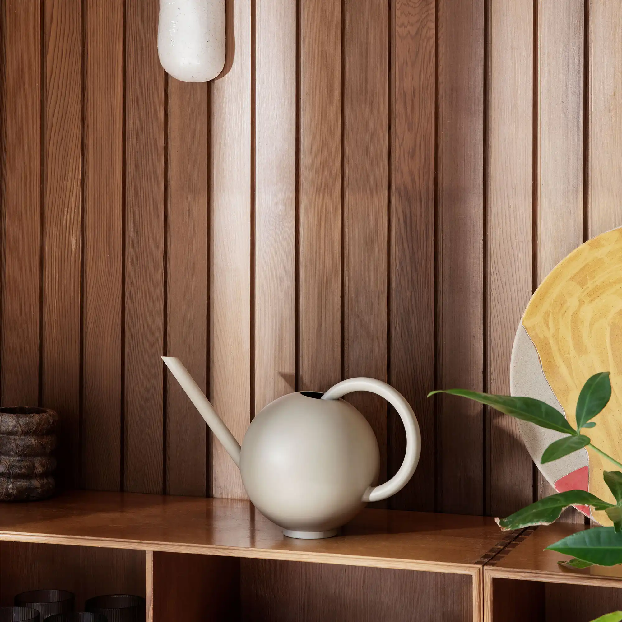 Orb Watering Can Cashmere