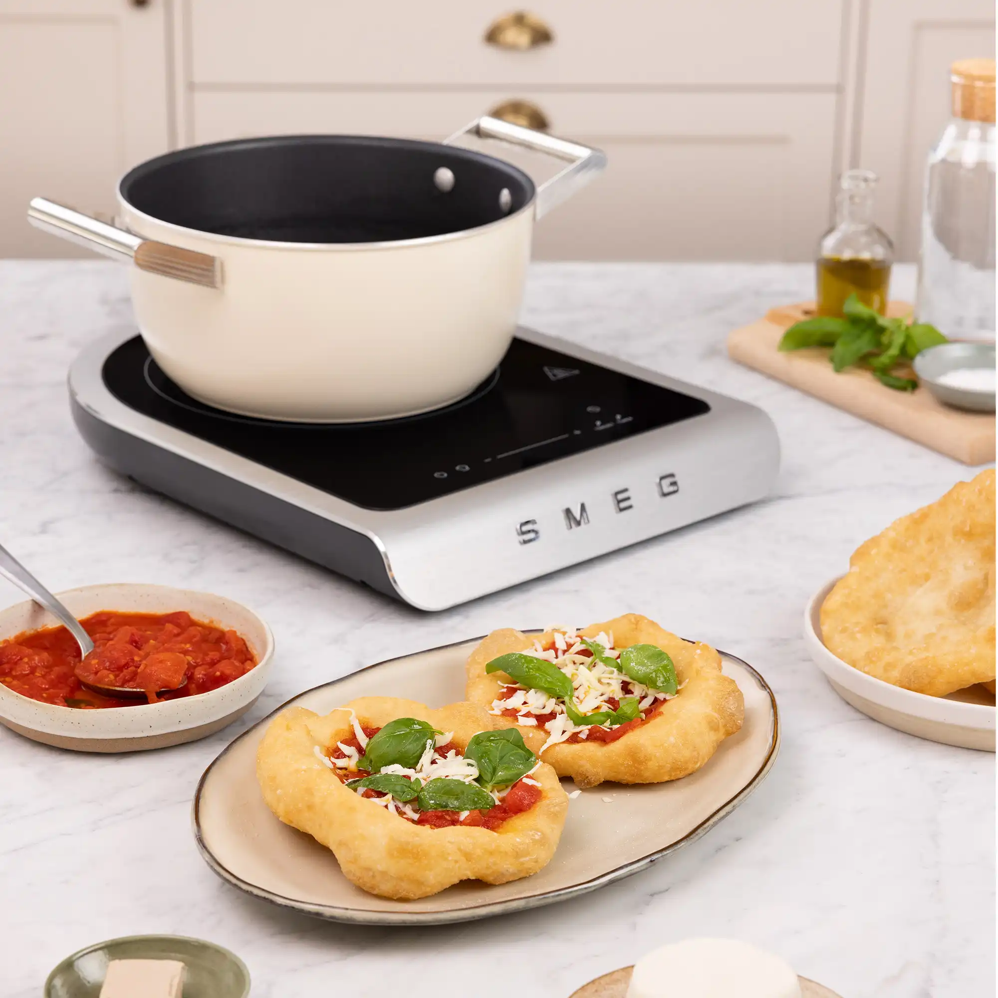 Smeg Portable induction cooker