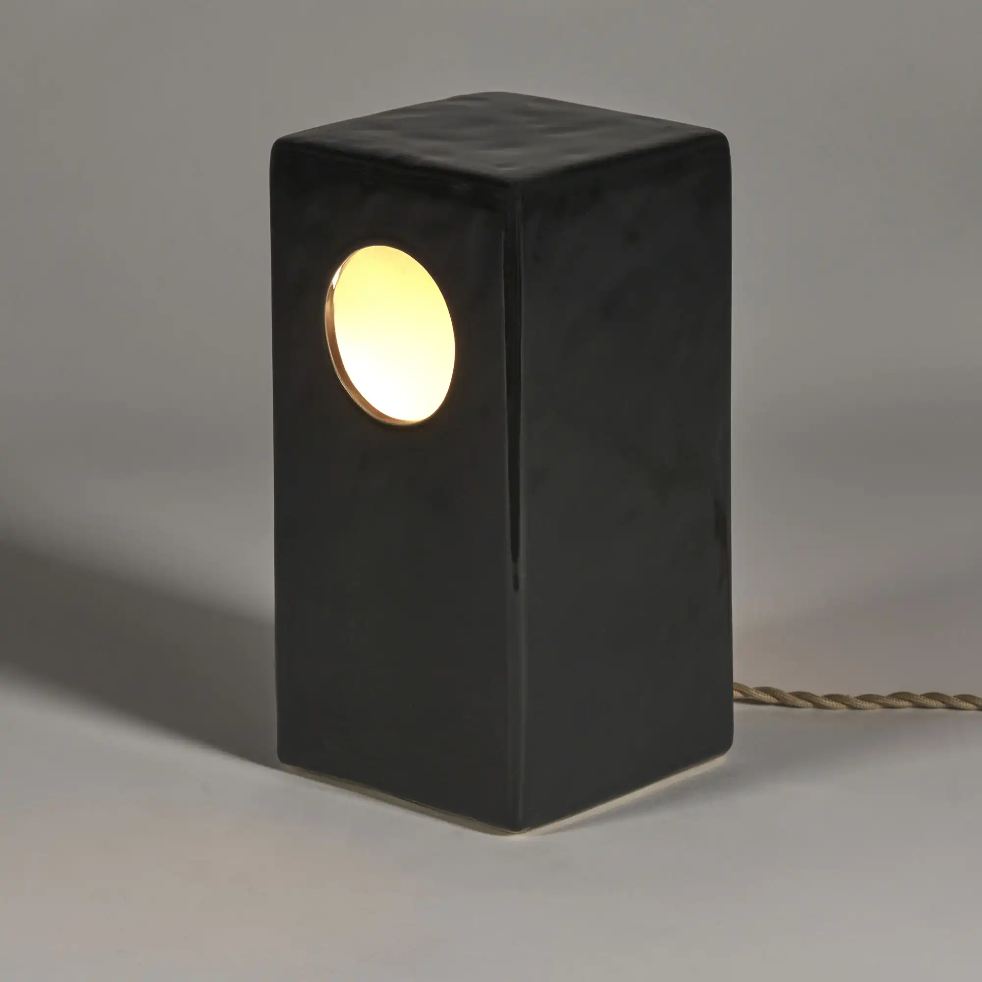 Black Maxime Table Lamp