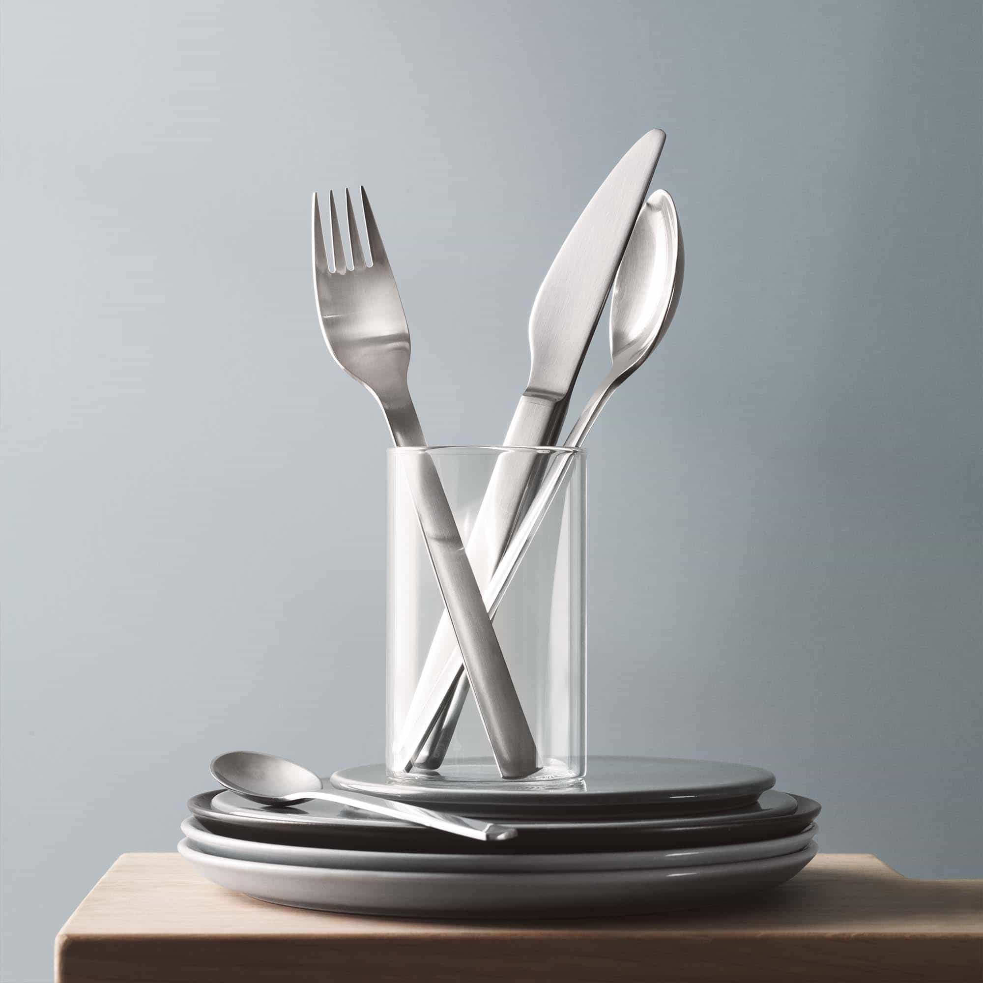 New York Cutlery / Set of 24