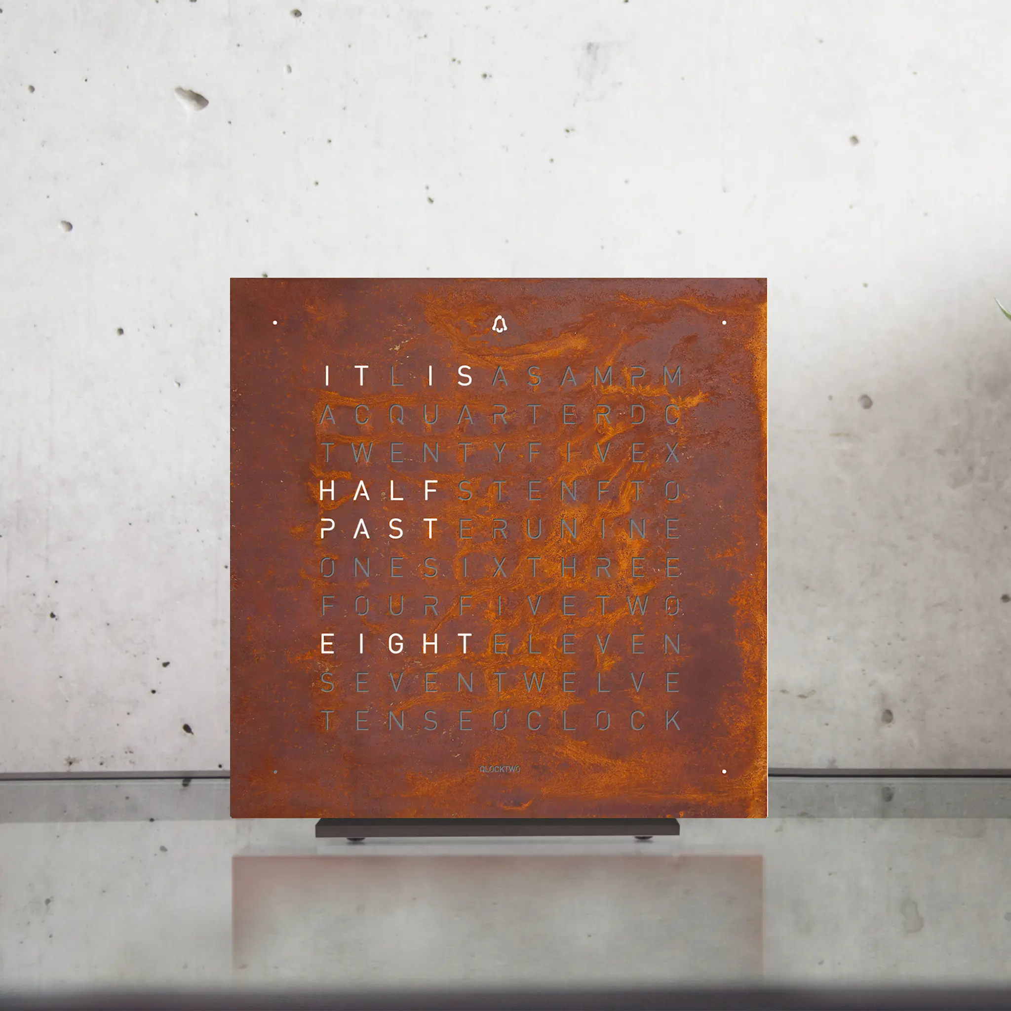 Qlocktwo Earth 13,5 Creator's Edition – Rust