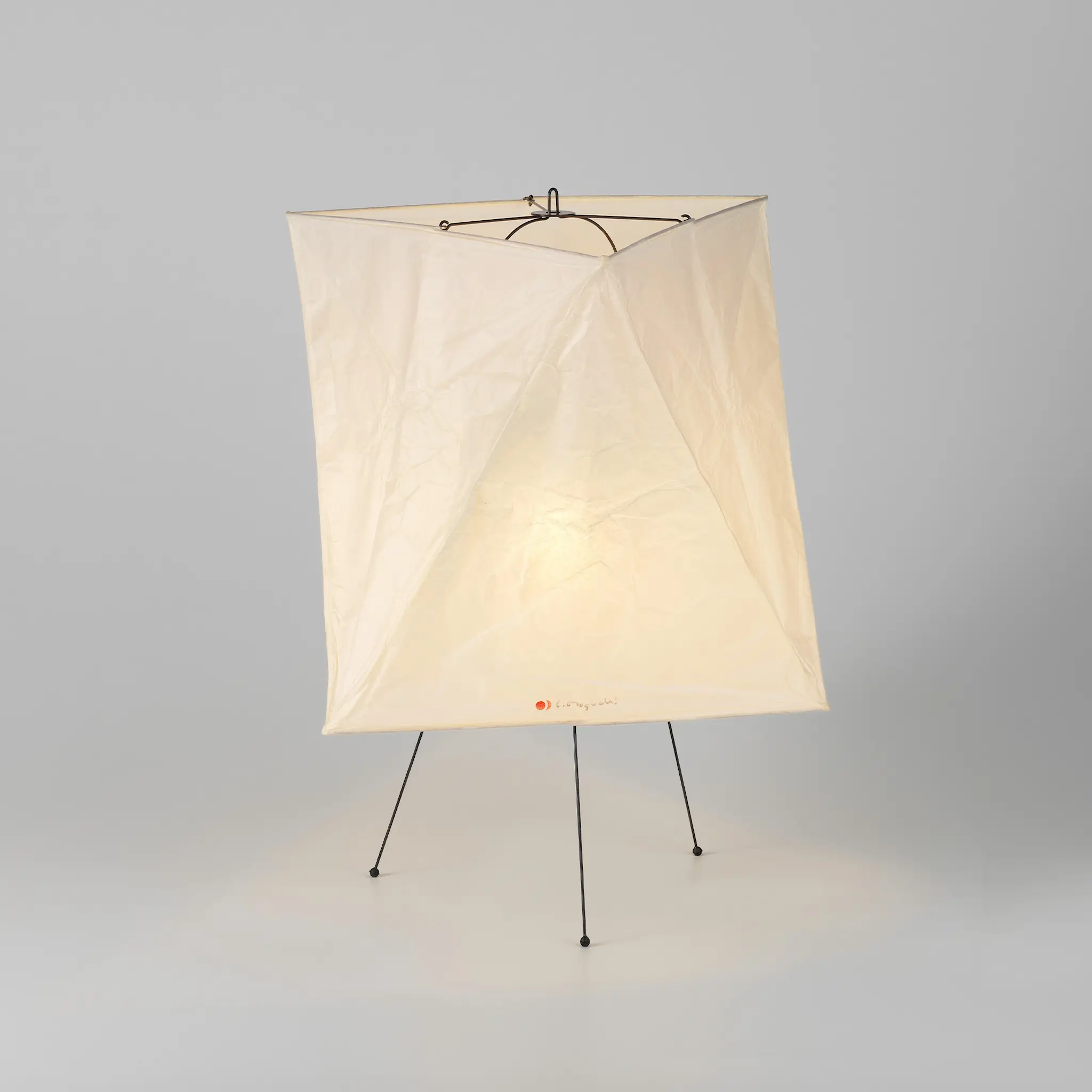Akari YA2 bordlampe