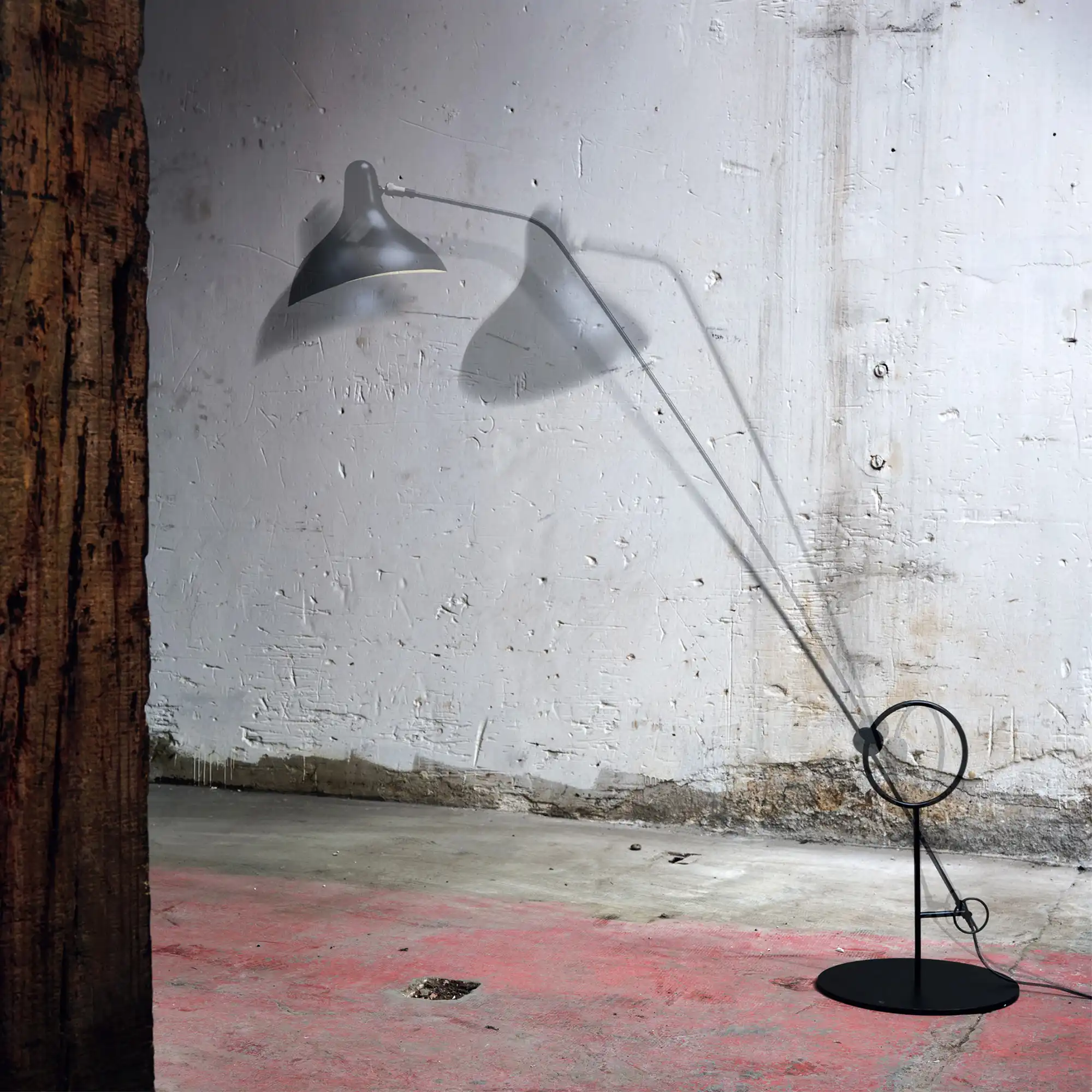 Mantis BS8 L Floor Lamp