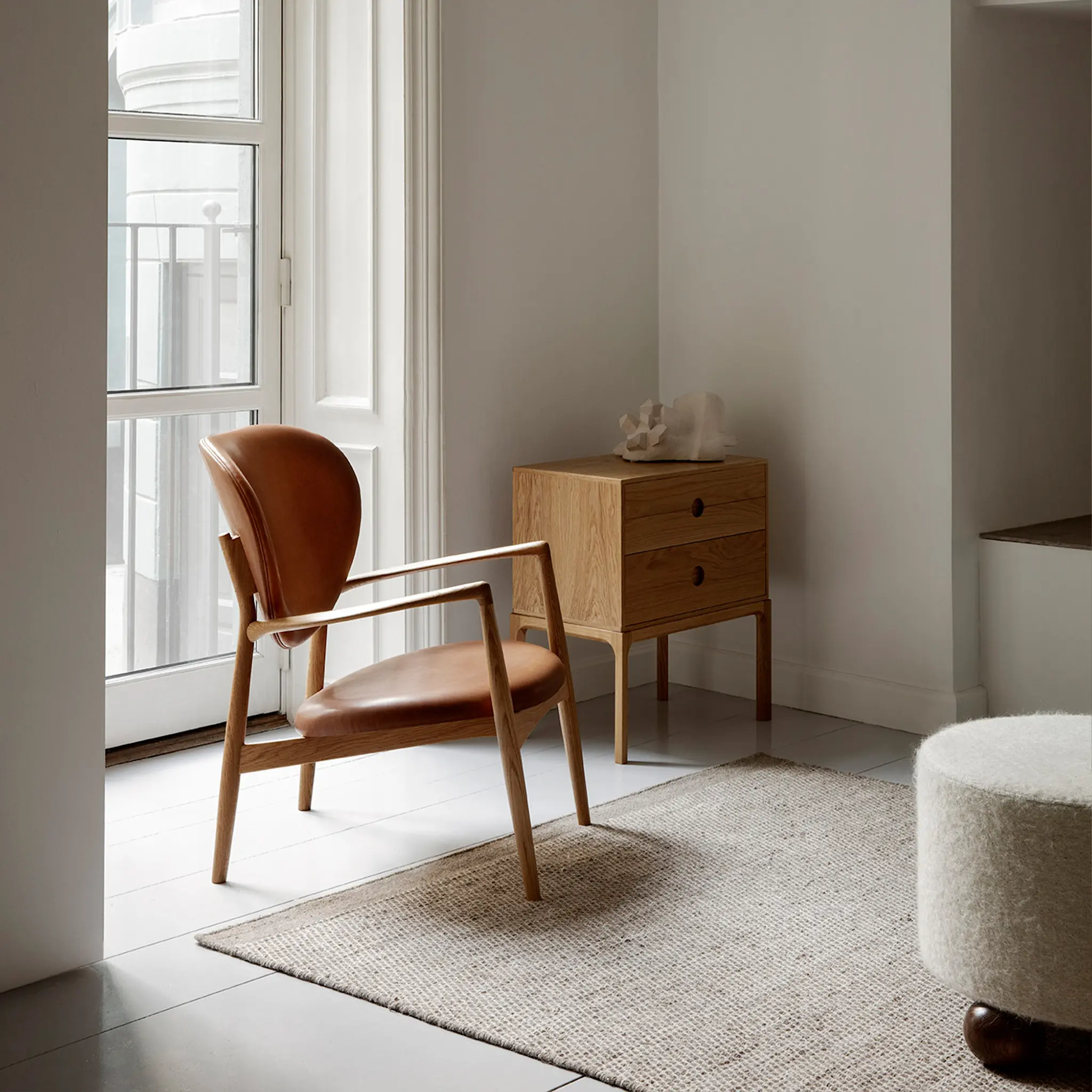 Entre Tall Bedside Oiled Oak
