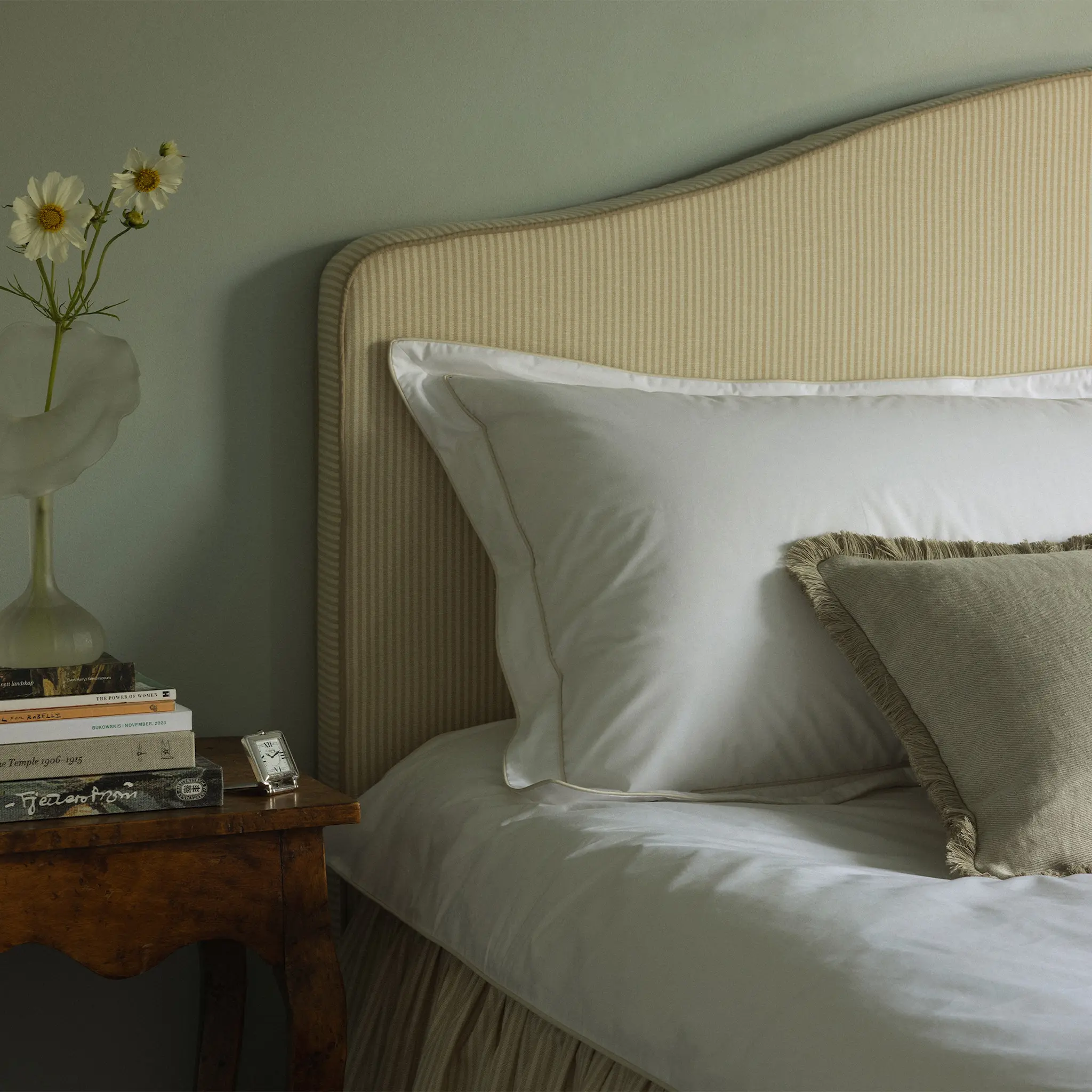 Carlita Laura Beige sengegavl