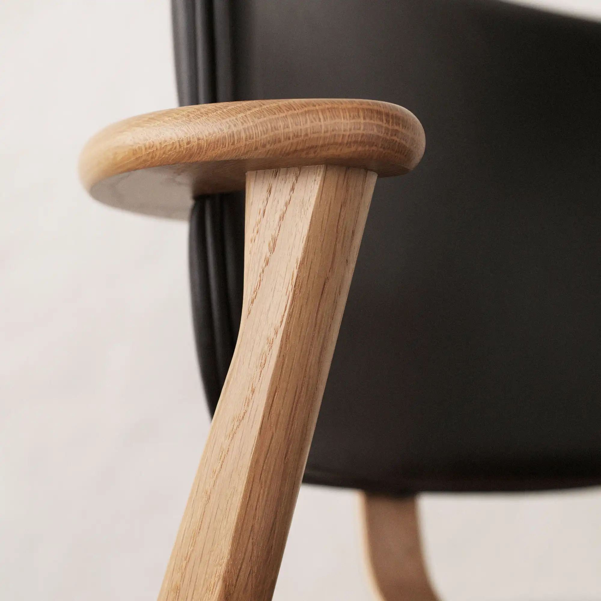 Domus Chair - Helpolstret stol