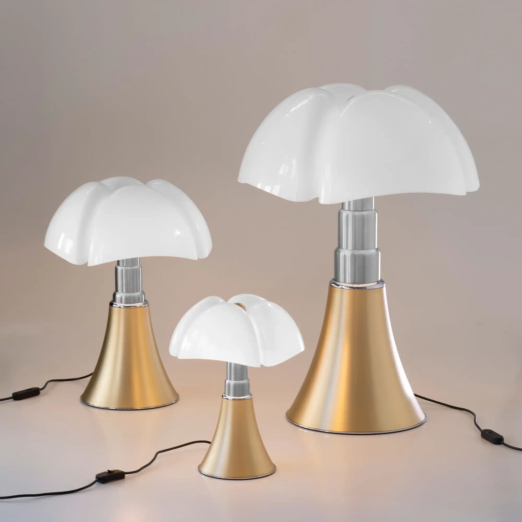 Minipipistrello Table Lamp, Brass - Dimbar