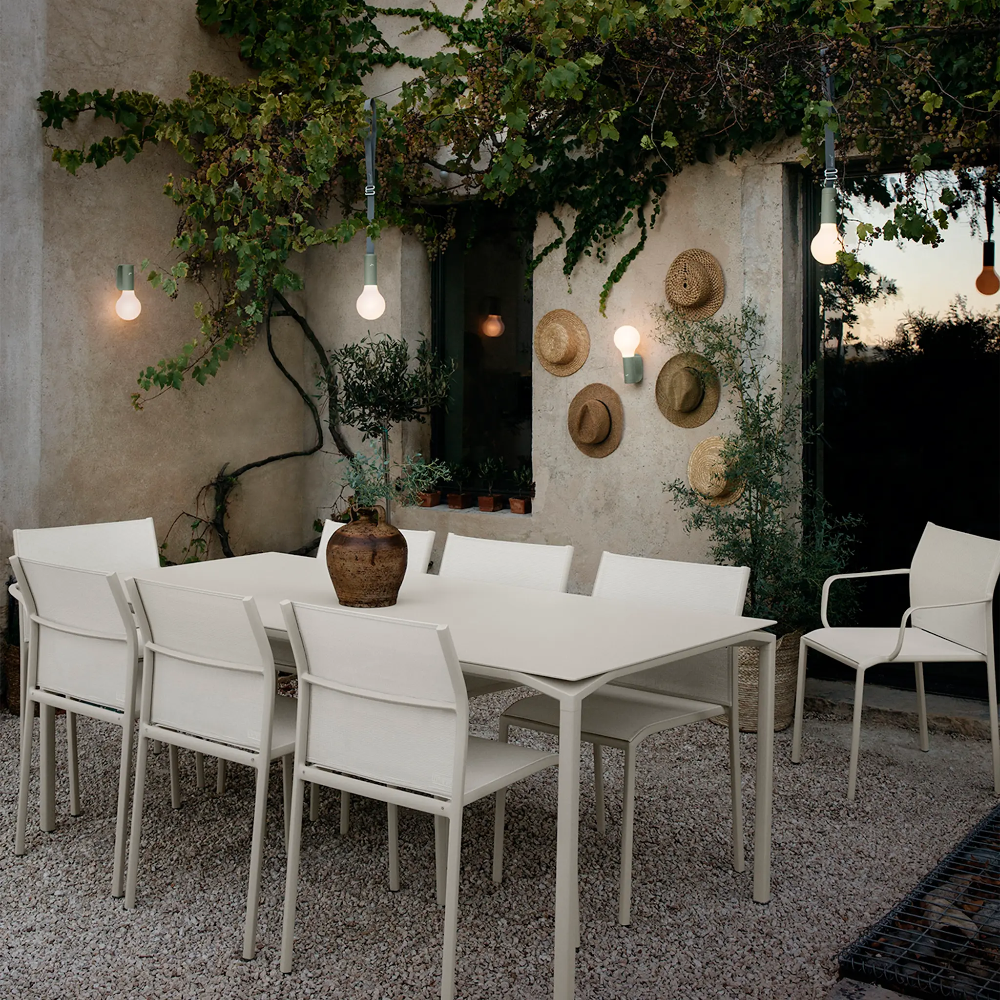Calvi Mineral Table 195 x 95 cm