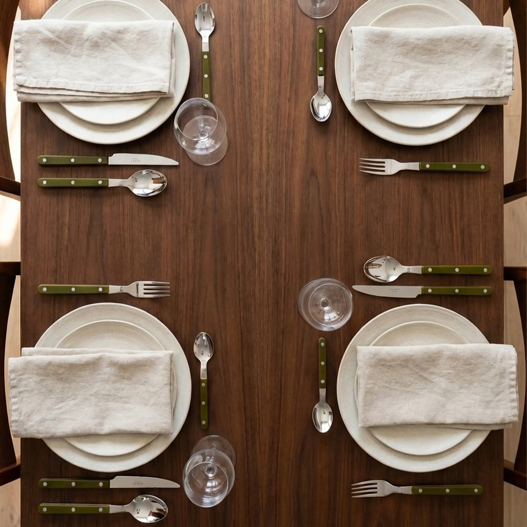 Bistrot Solid Bestikksett 24 deler