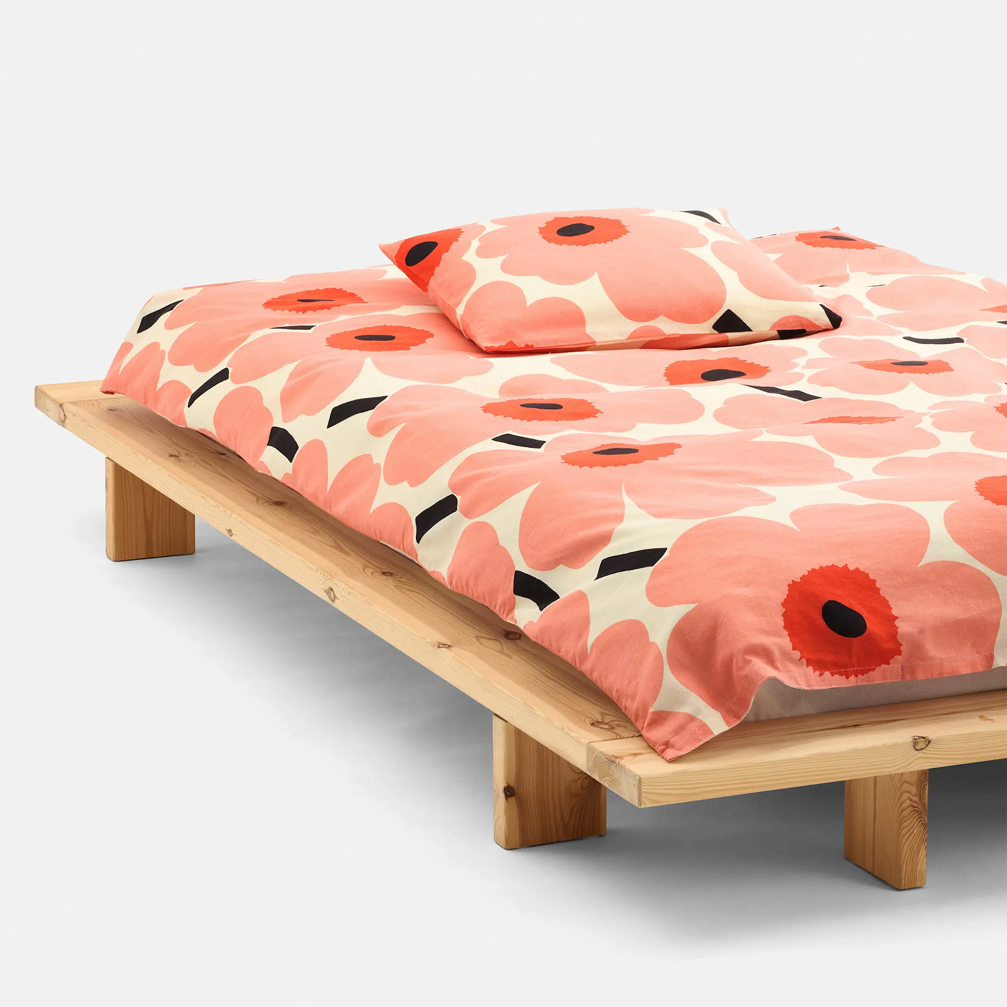 Unikko Off White Coral O. Red Charcoal putetrekk
