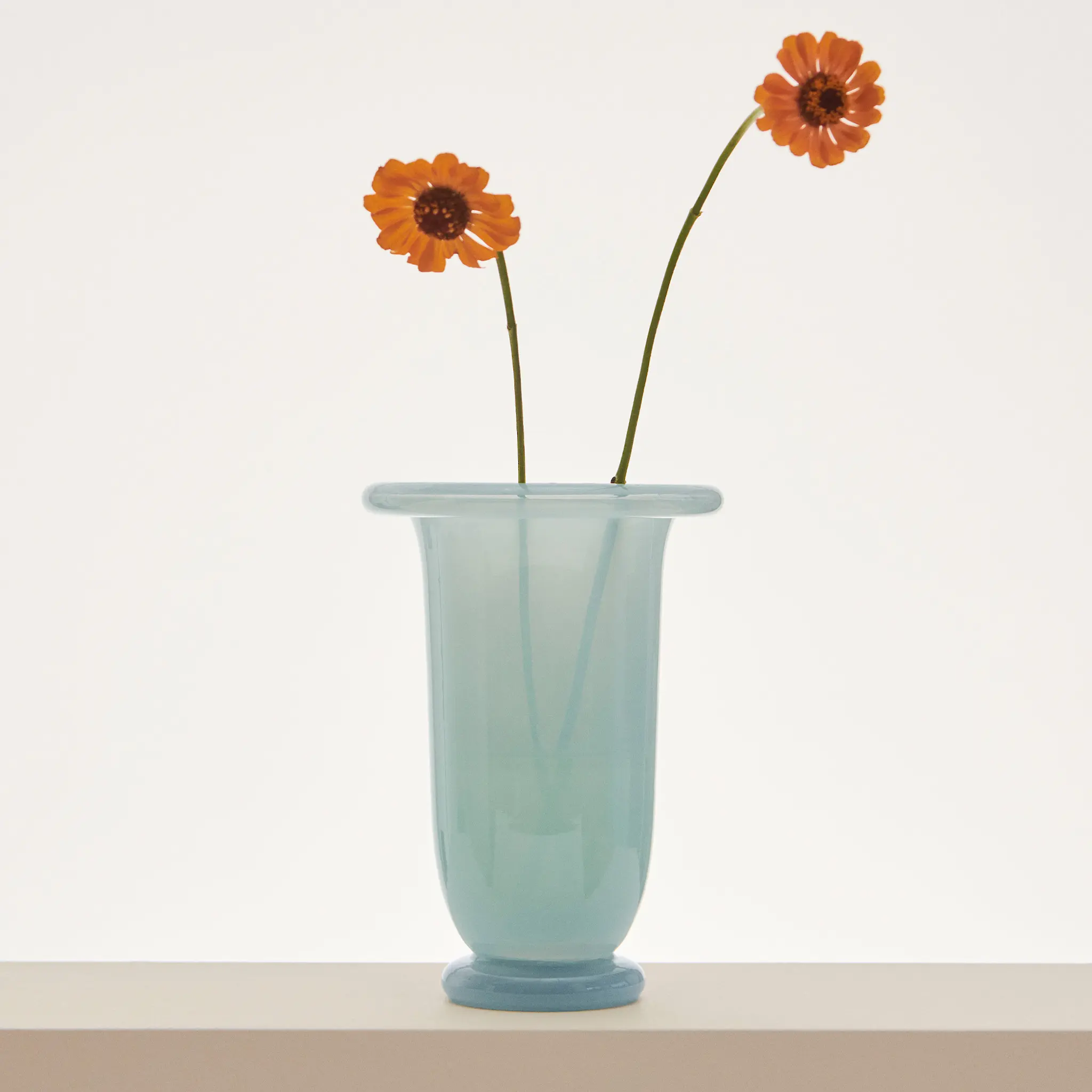 Empire vase medium -  ice blue/light blue